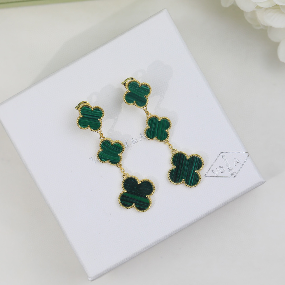 [TOP] Van Cleef & Arpels Dangle 3 Flowers Earrings