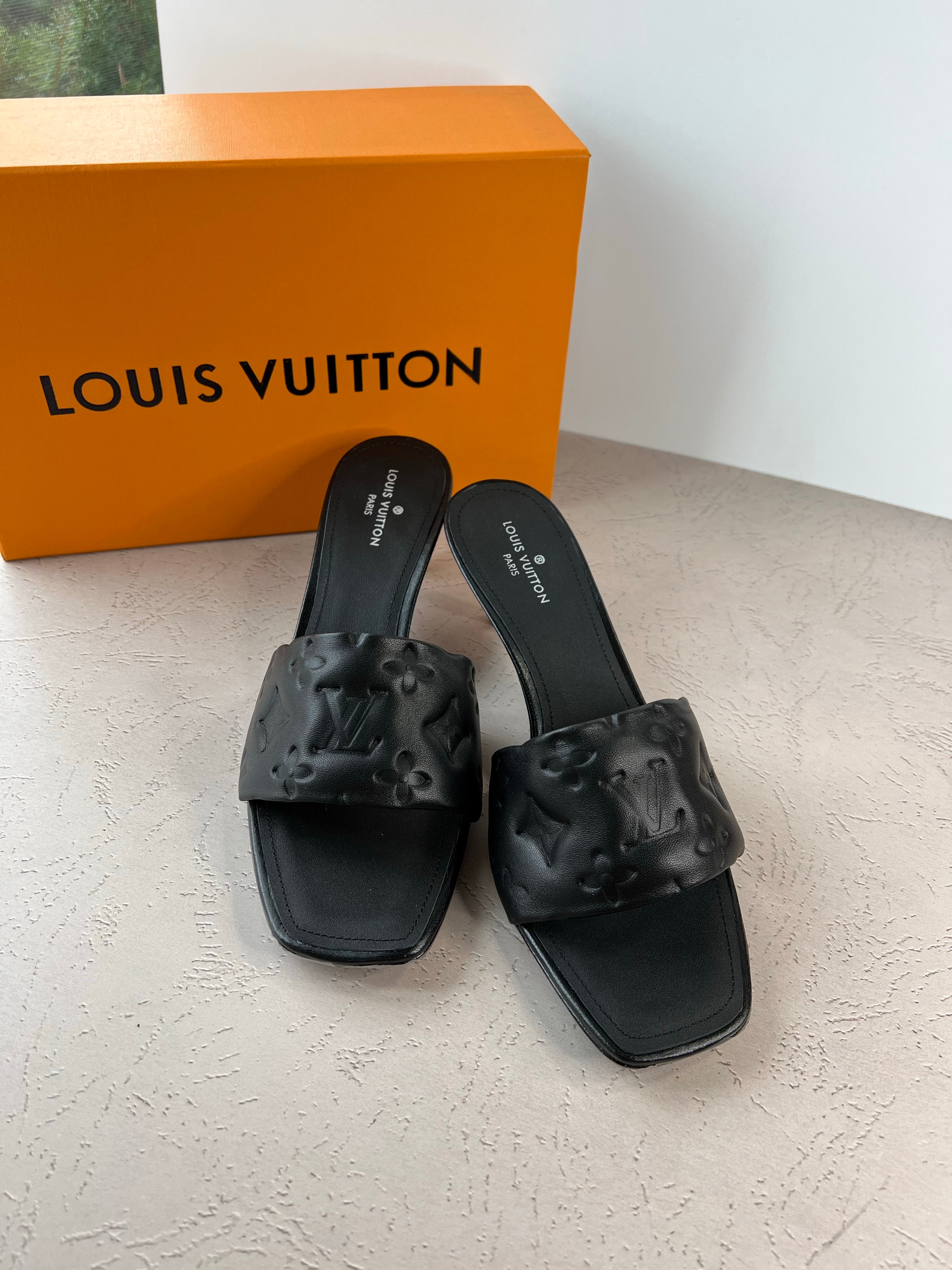 [TOP] Louis Vuitton LV L*V Empreinte High Heels Sandals - Black