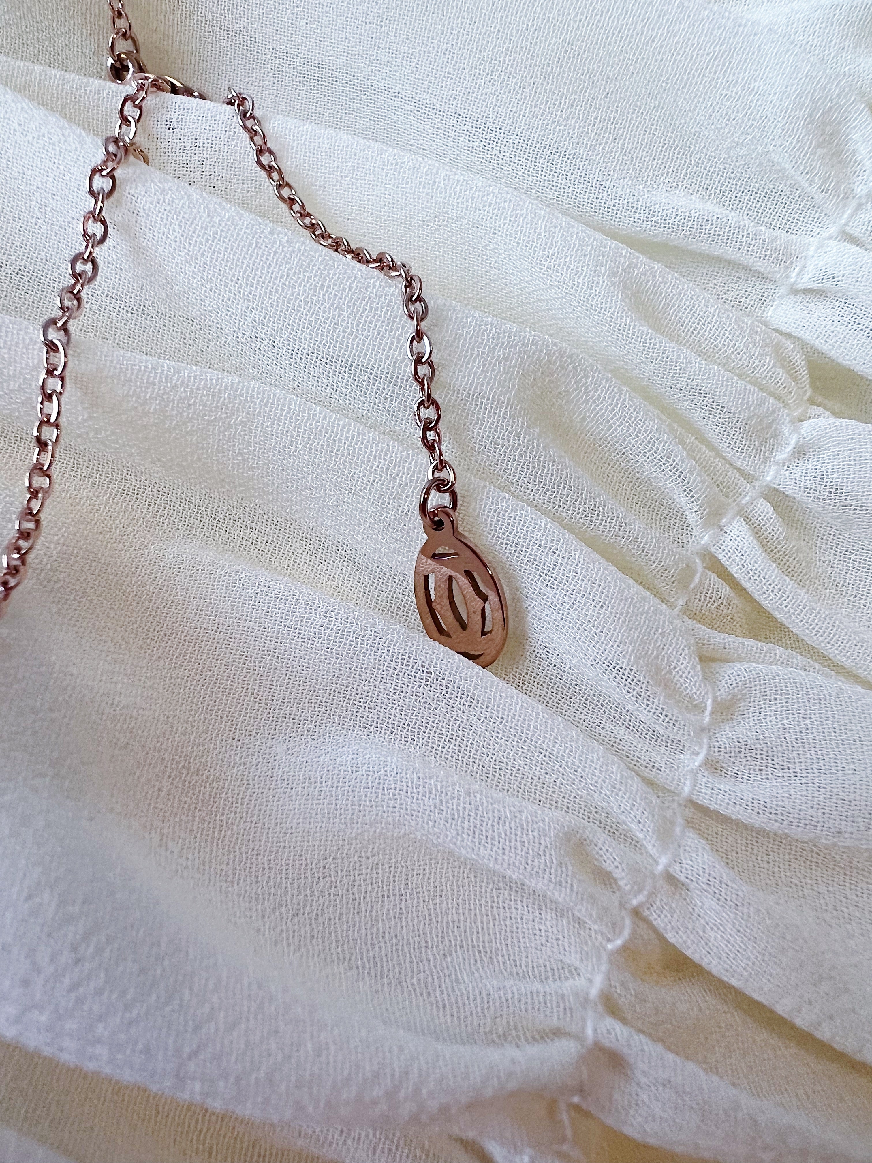 [TOP] Cartier Round Necklace w Stones