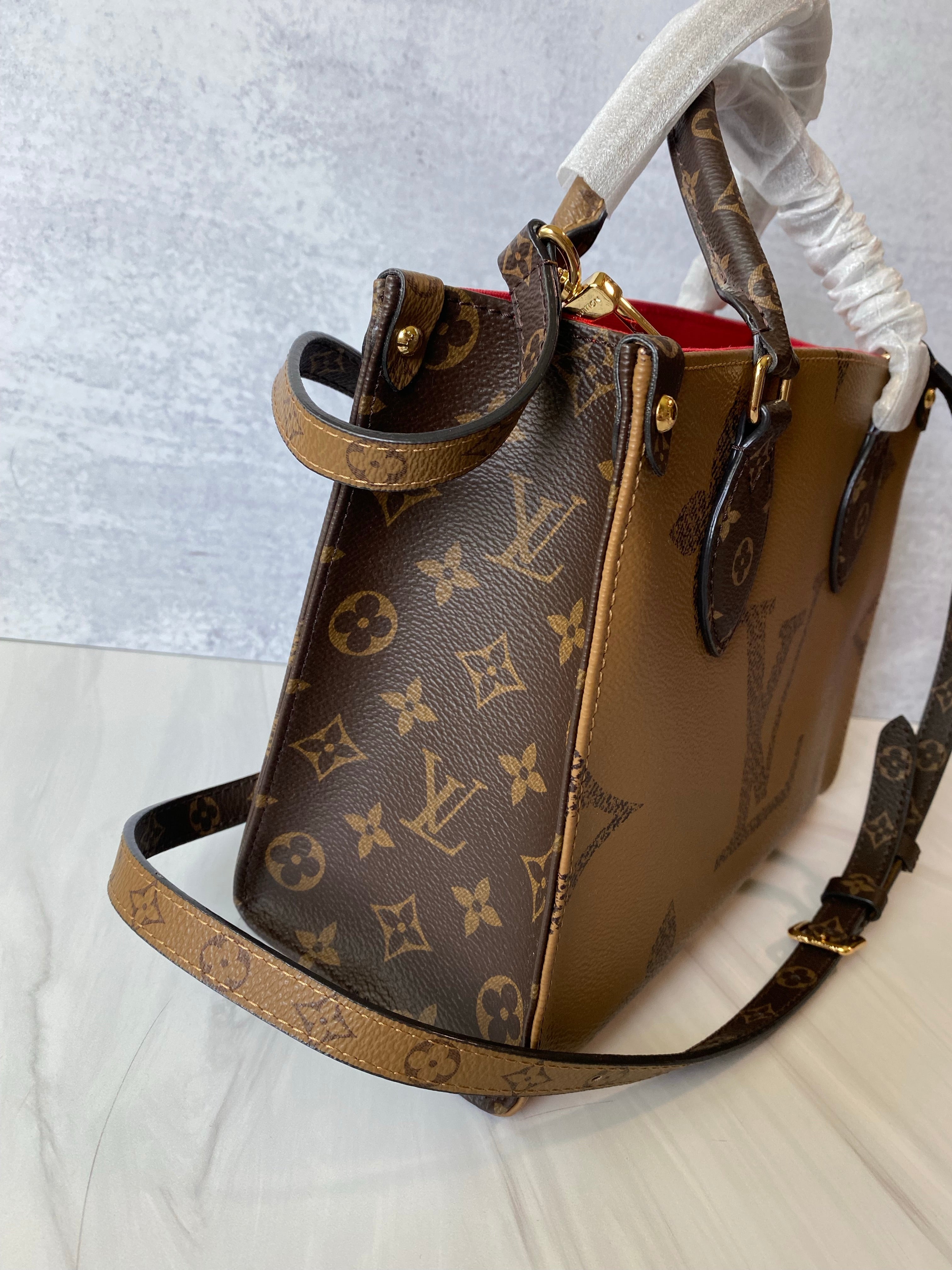 [TOP] Louis Vuitton LV £V Reverse Monogram On The Go PM 25X19X11.5cm-Brown