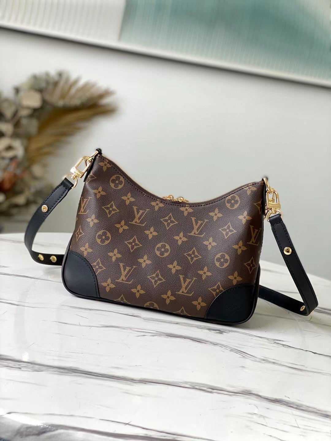 [TOP] Louis Vuitton LV Boulogne Monogram Canvas Handbag 29x16x9.5cm- Black