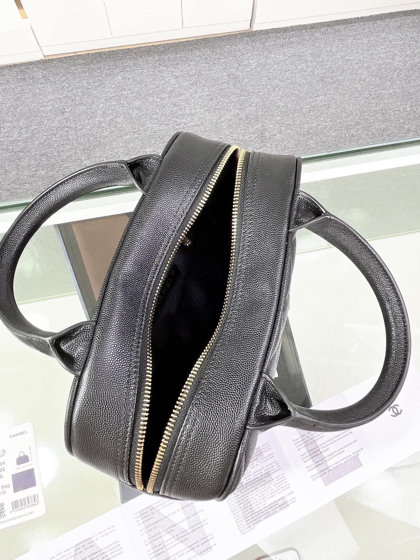 [TOP] CHANEL Bowler Mini Bag - Black