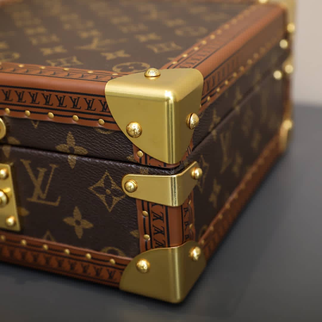 [TOP] Louis Vuitton LV  Jewelry Box - White