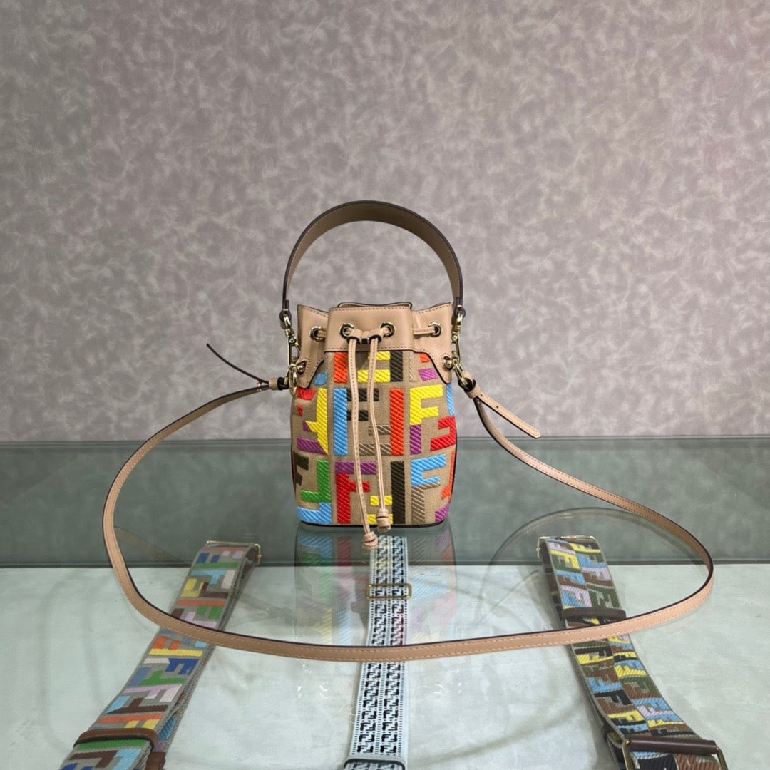 [TOP] FENDI Mon Tresor Bucket Bag Multicolored Embroidery FF - Beige