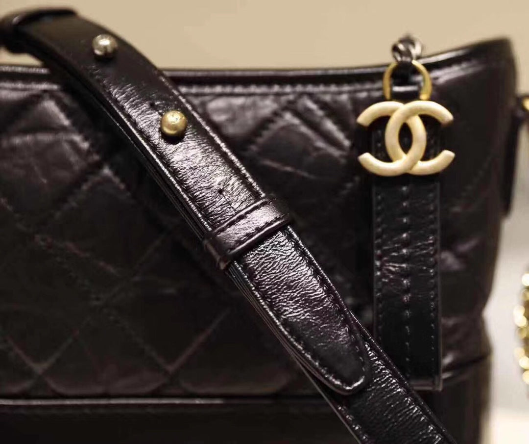 [TOP] CHANEL Gabrielle Bag Quilted Small 20cm - Black