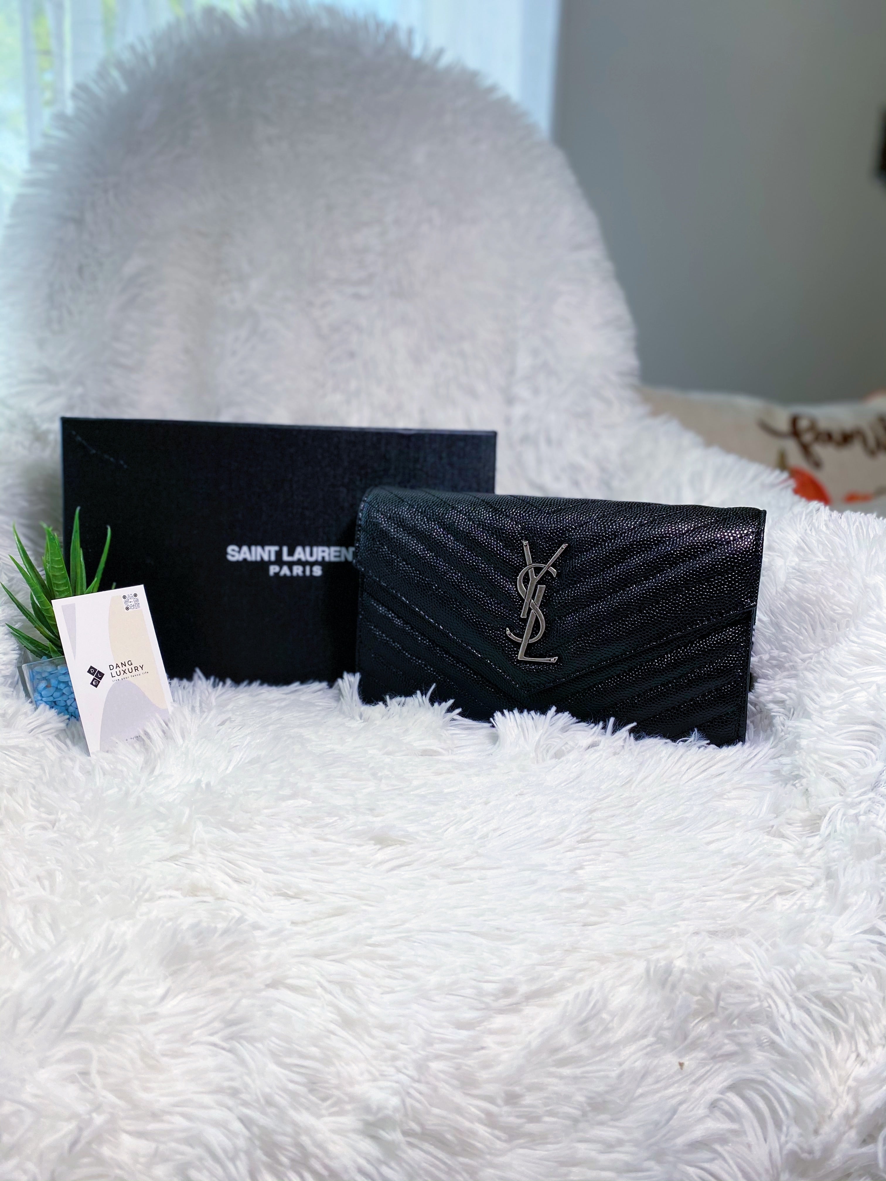 [TOP] Yves Saint Laurent YSL Monogram WOC Grain Leather - BLACK