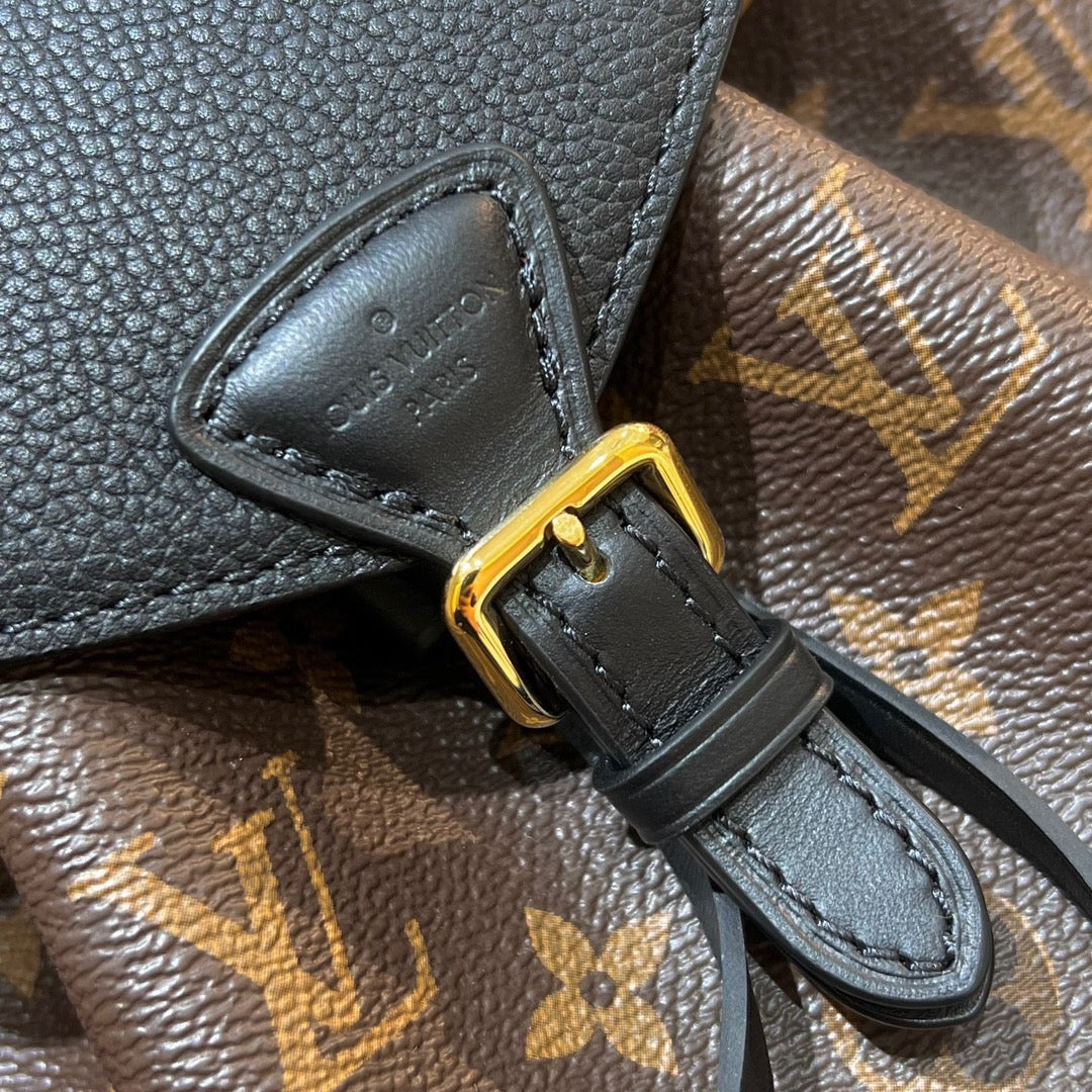 [TOP] Louis Vuitton LV L*V Montsouris Monogram BB Backpack 17/20/10.5cm - Black