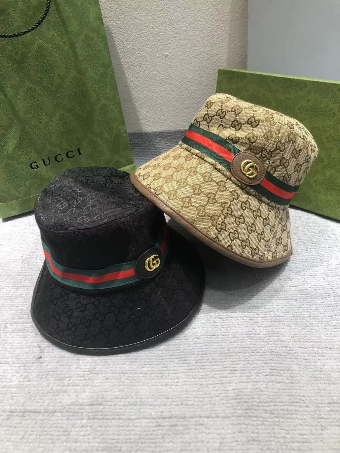 [TOP] GUCCI Supreme Bucket Hat with Logo - 2 Color
