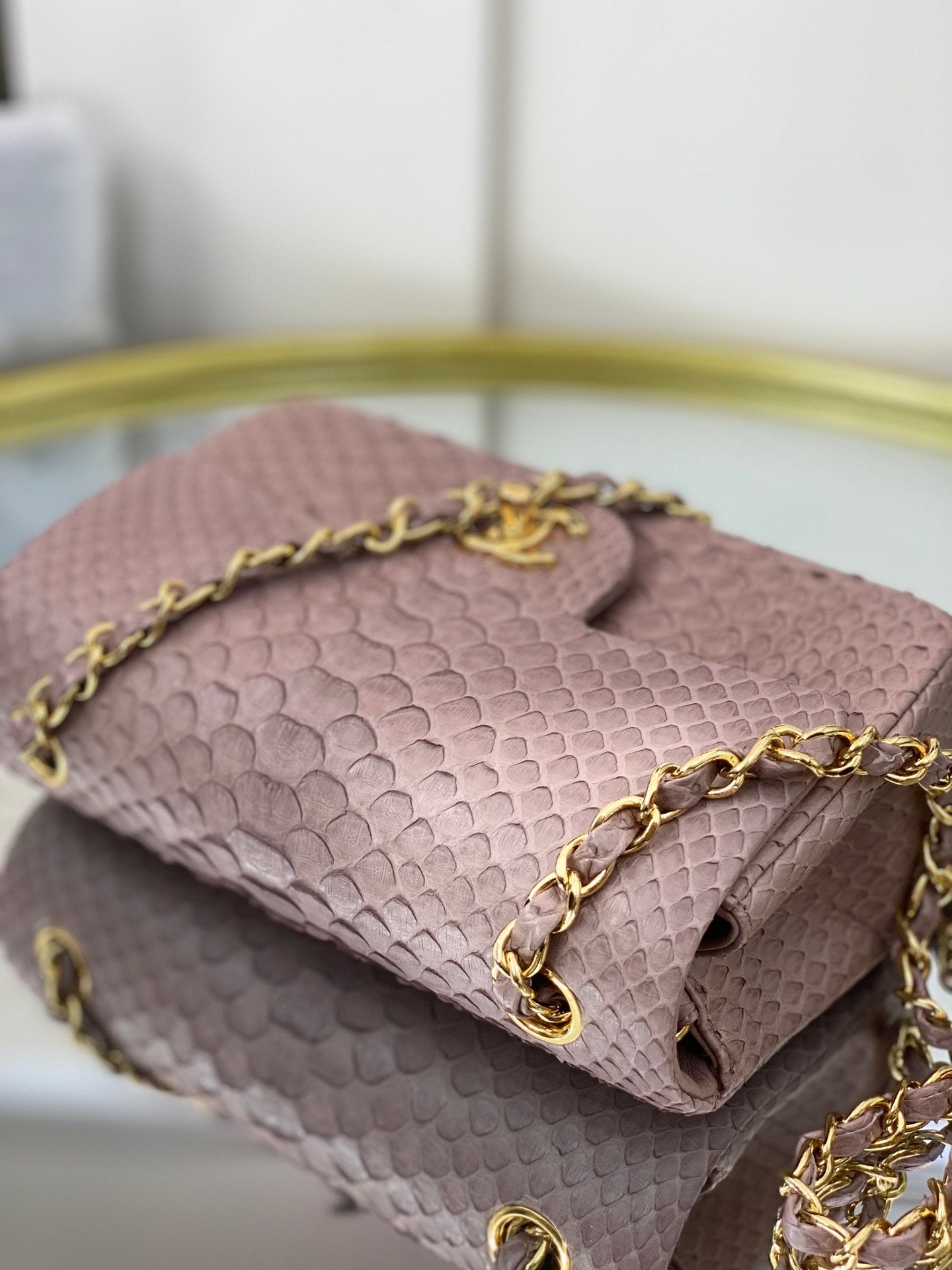 [TOP] CHANEL Classic Flap Bag Python Mini 20cm  - Dusty Pink
