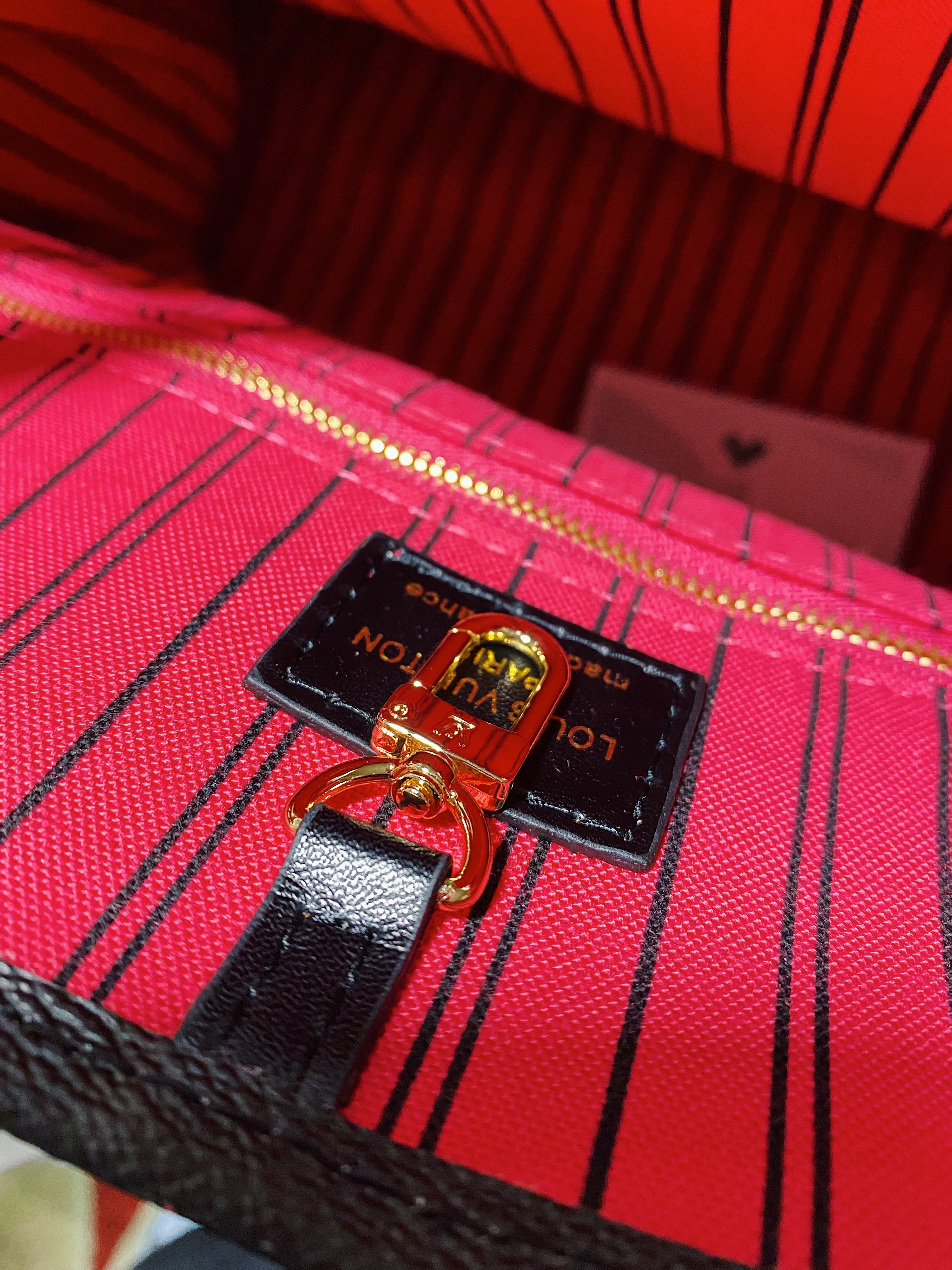 [TOP] Louis Vuitton LV On The Go Giant Monogram 41x34x19cm- PINK AND BLACK