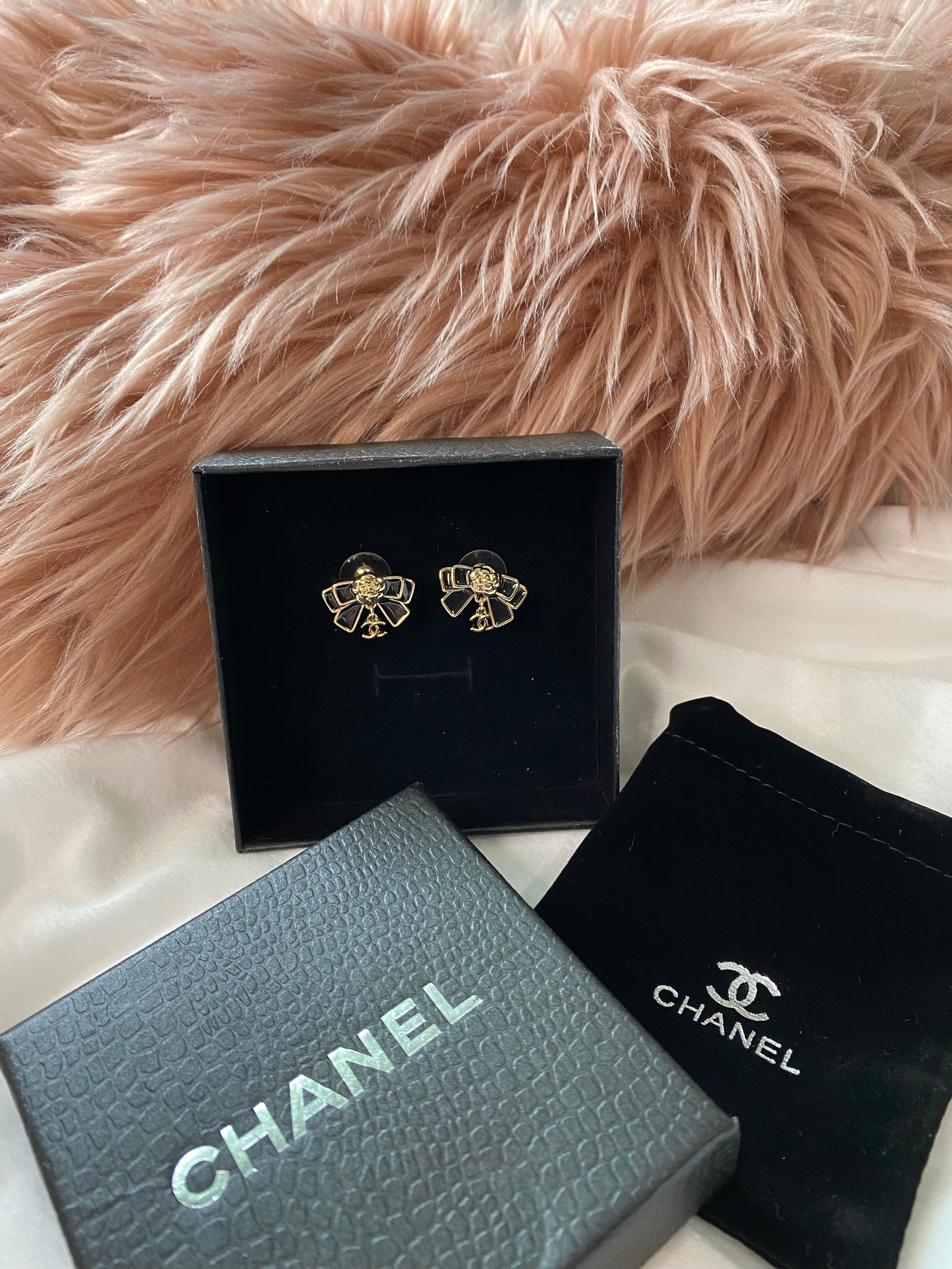 [TOP] CHANEL Bow Earrings