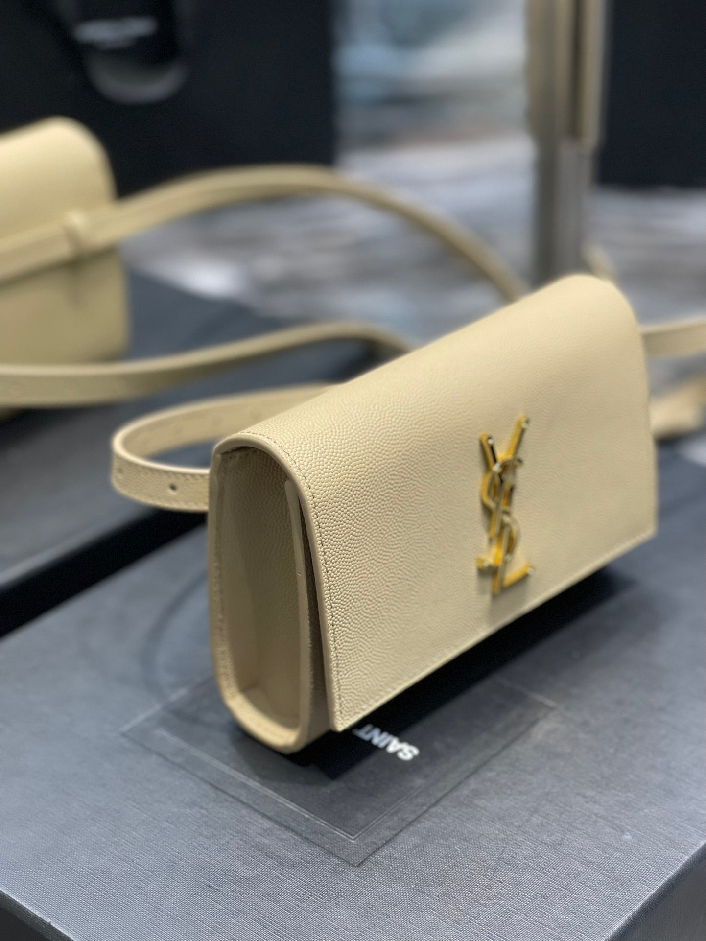 [TOP] Yves Saint Laurent YSL Kate Grainy Belt Bag - Beige