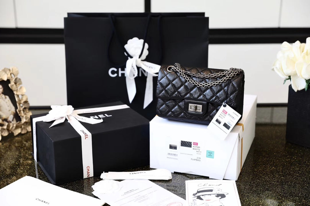 [TOP] CHANEL 2.55 Reissue Bag Small 20cm- Black & SHW