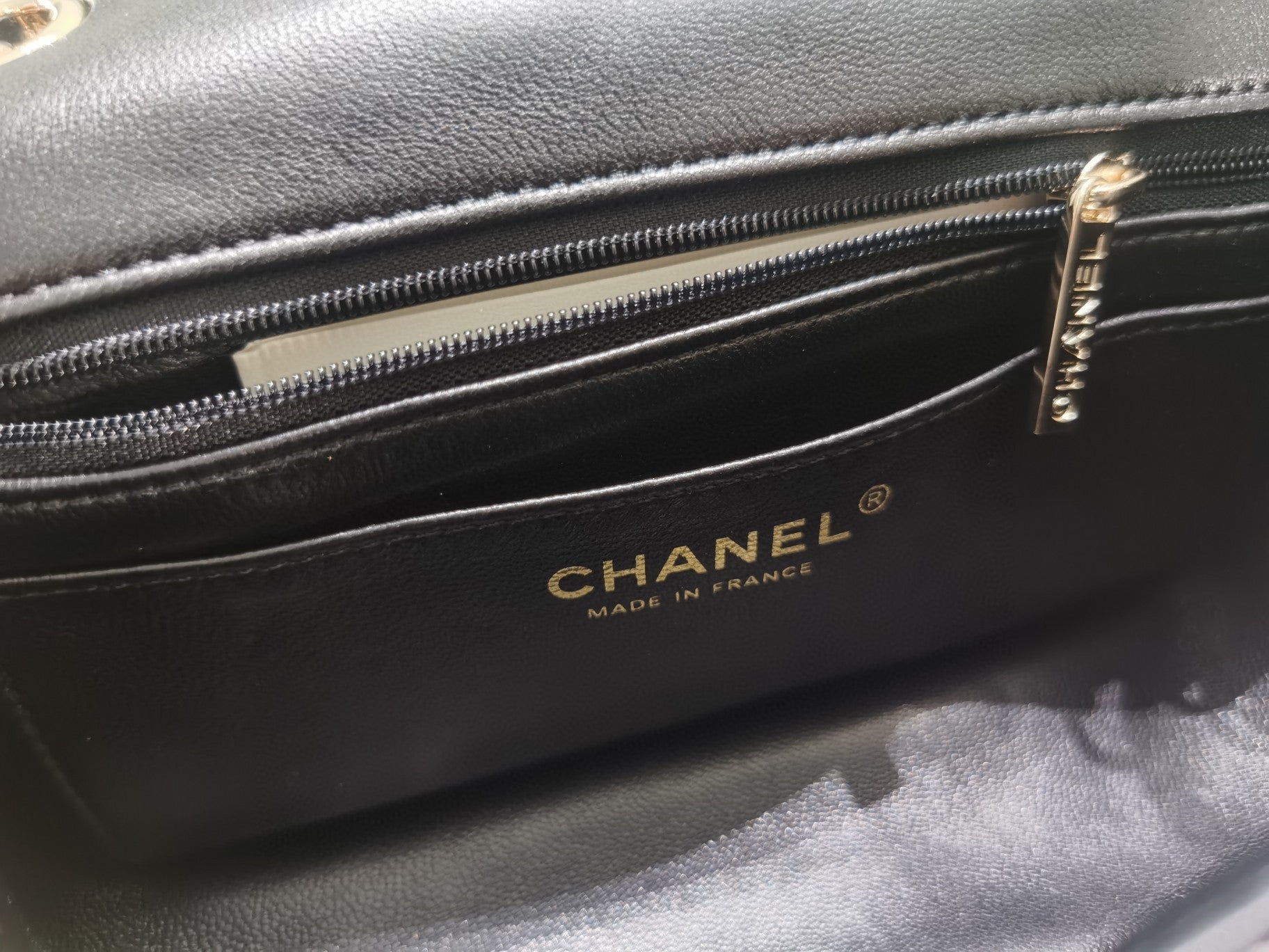 [TOP] CHANEL Classic Flab Glittered-Tweed & GHW Mini 20cm - Navy Blue, Grey, Silver