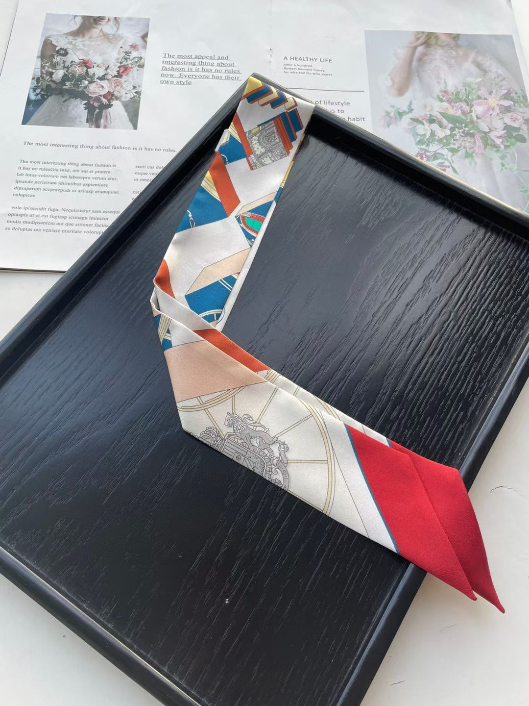 [TOP] HERMES Twilly Springs Springs Twilly 86 x 5 cm - Four Colours