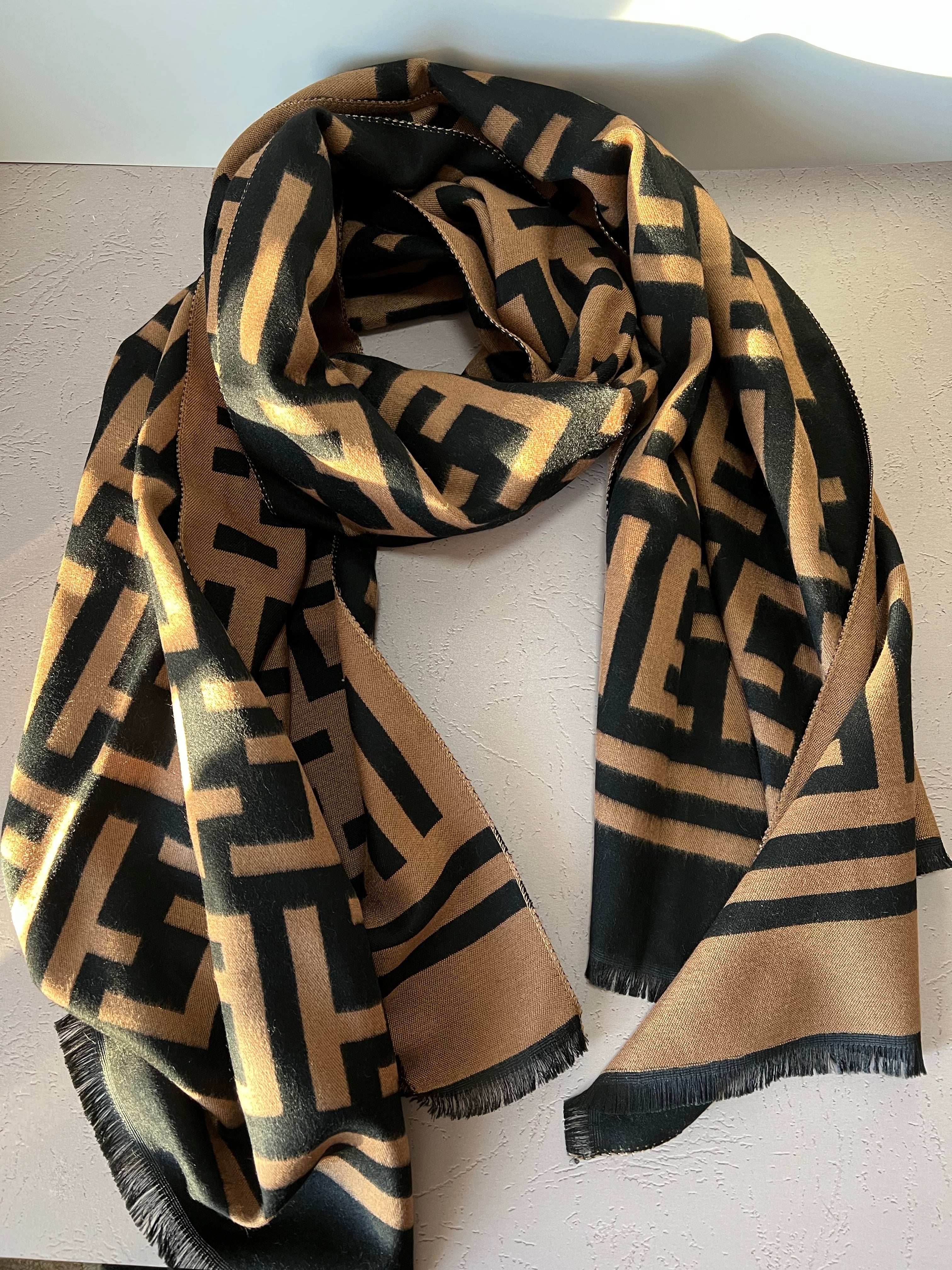 [TOP] FENDI Wool Monogram Rectangle Scarf