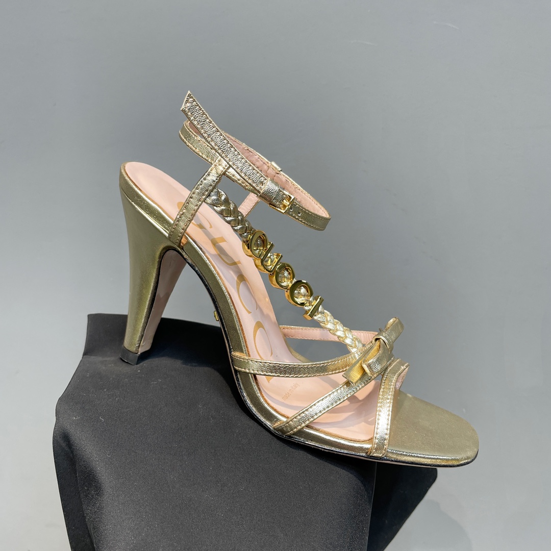 [TOP] GUCCI Woven Braid   Metal Buckle Sandals - Gold