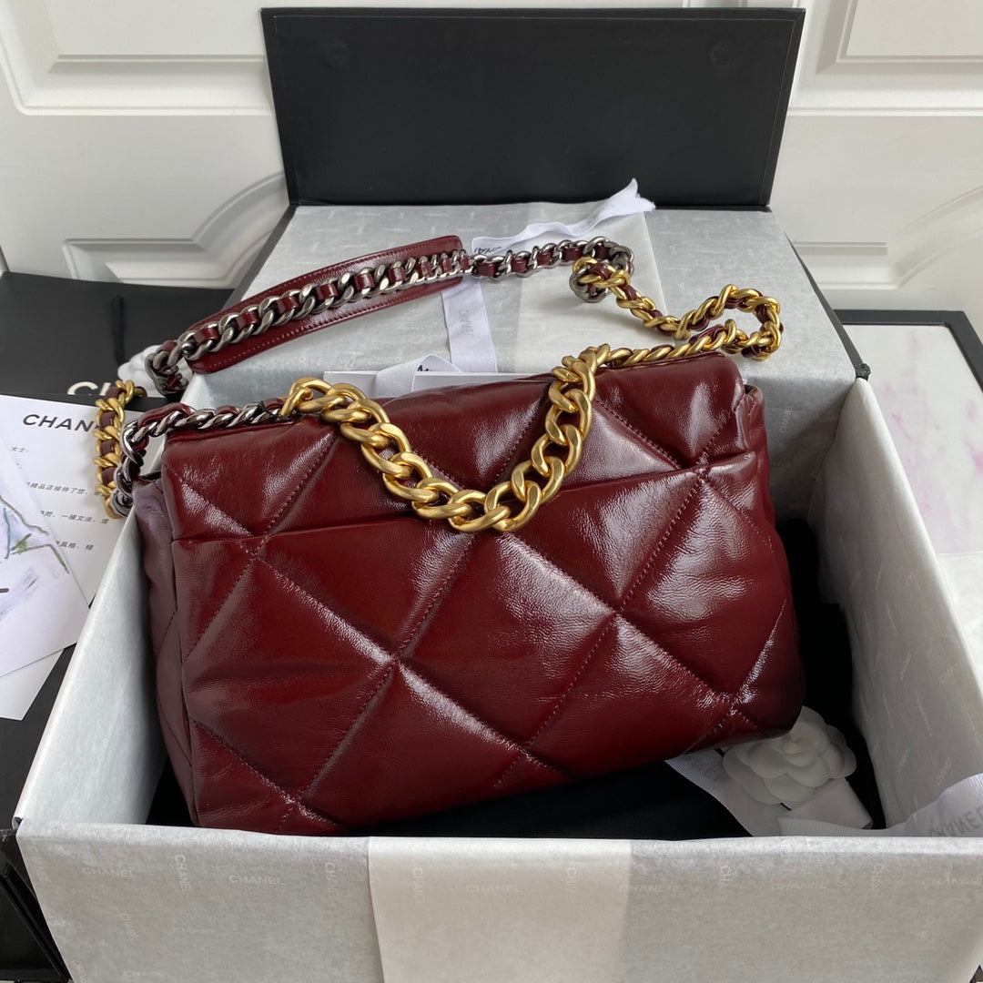 [TOP] CHANEL 19 Bag Aged Skin Wax Maxi 36cm - Burgundy