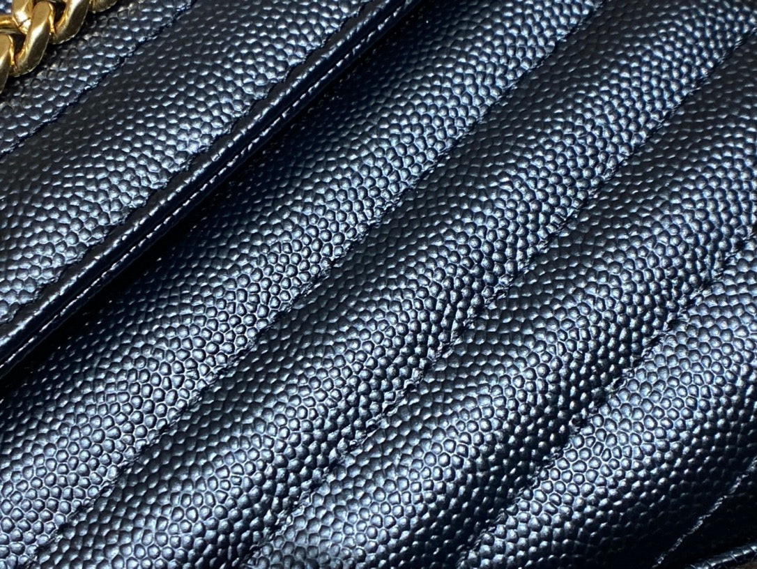 [TOP] Yves Saint Laurent YSL Woc Matelasse Medium Bag - Black SHW