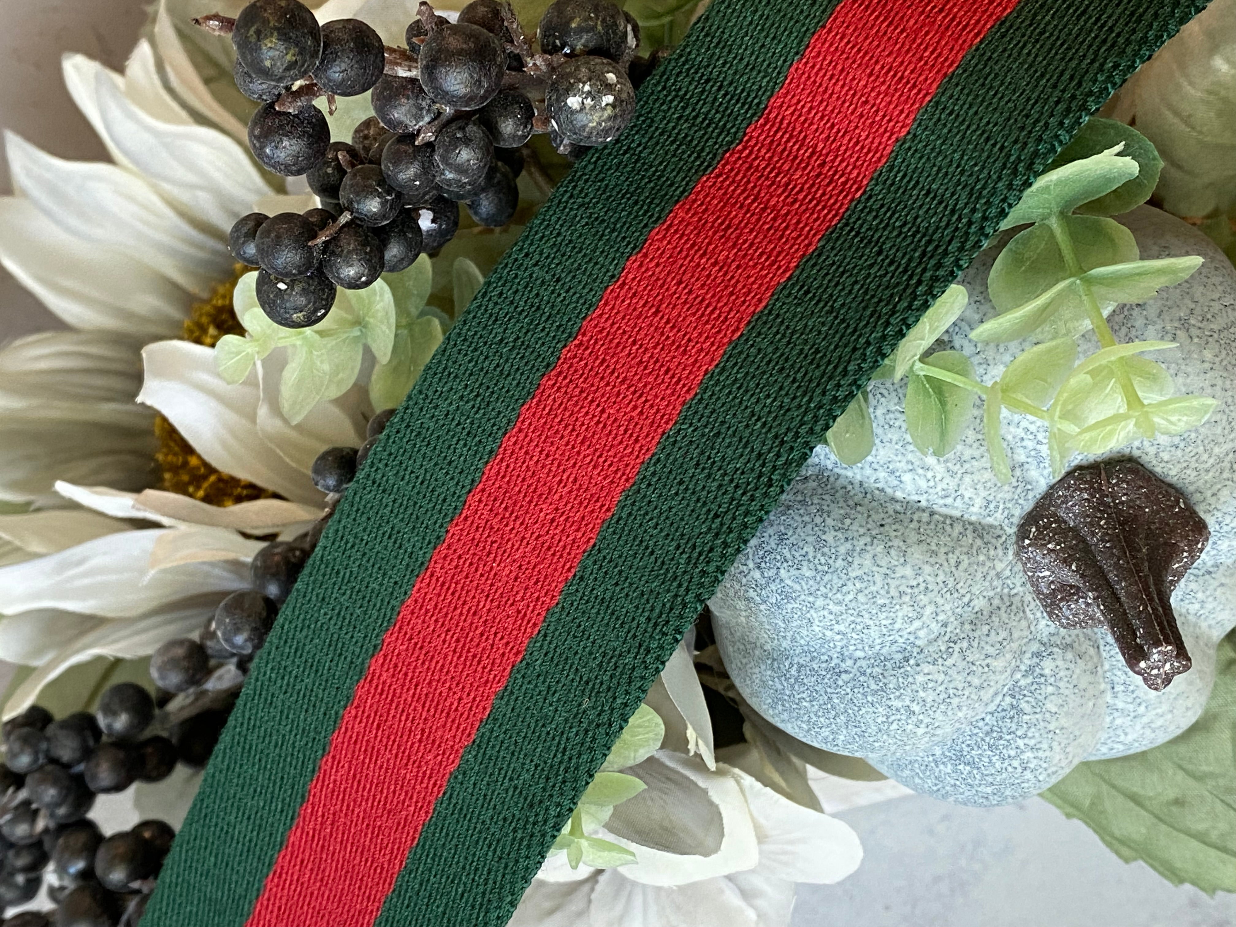 [TOP] GUCCI Supreme Neo Messenger Bag 24*14.5*7cm