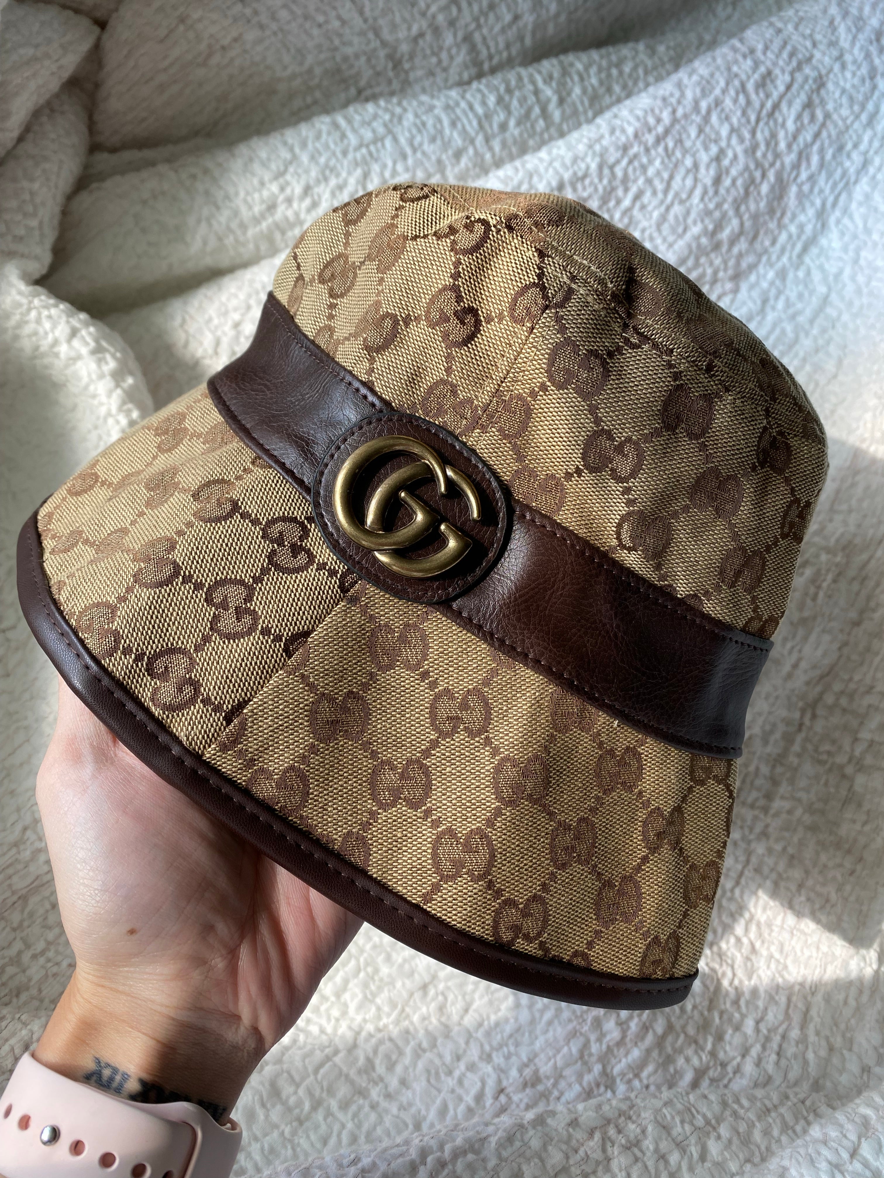 [TOP] GUCCI Supreme Bucket Hat with Logo - Brown