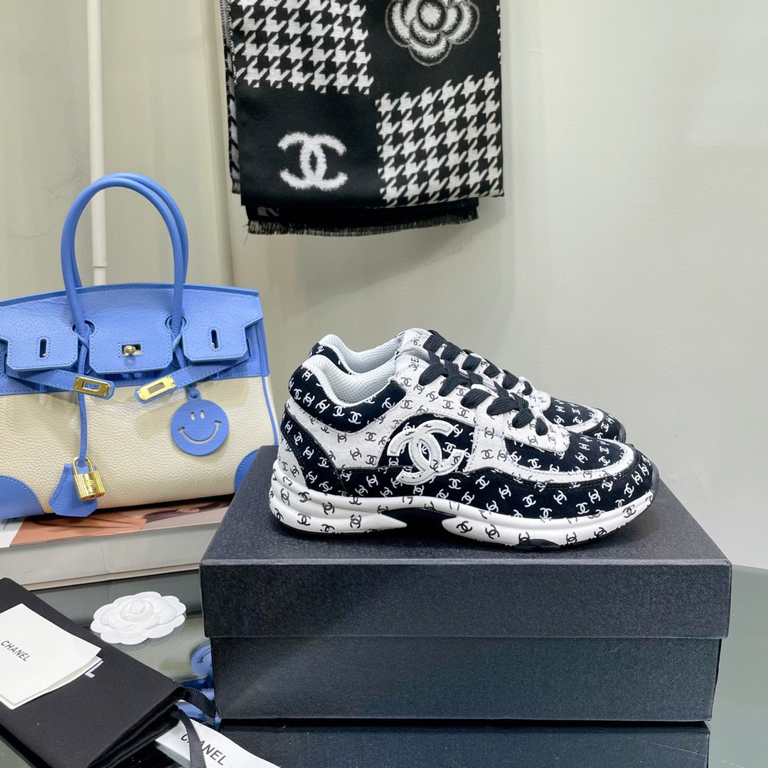 [TOP] CHANEL Two Tone Sneaker - 8 Clolours