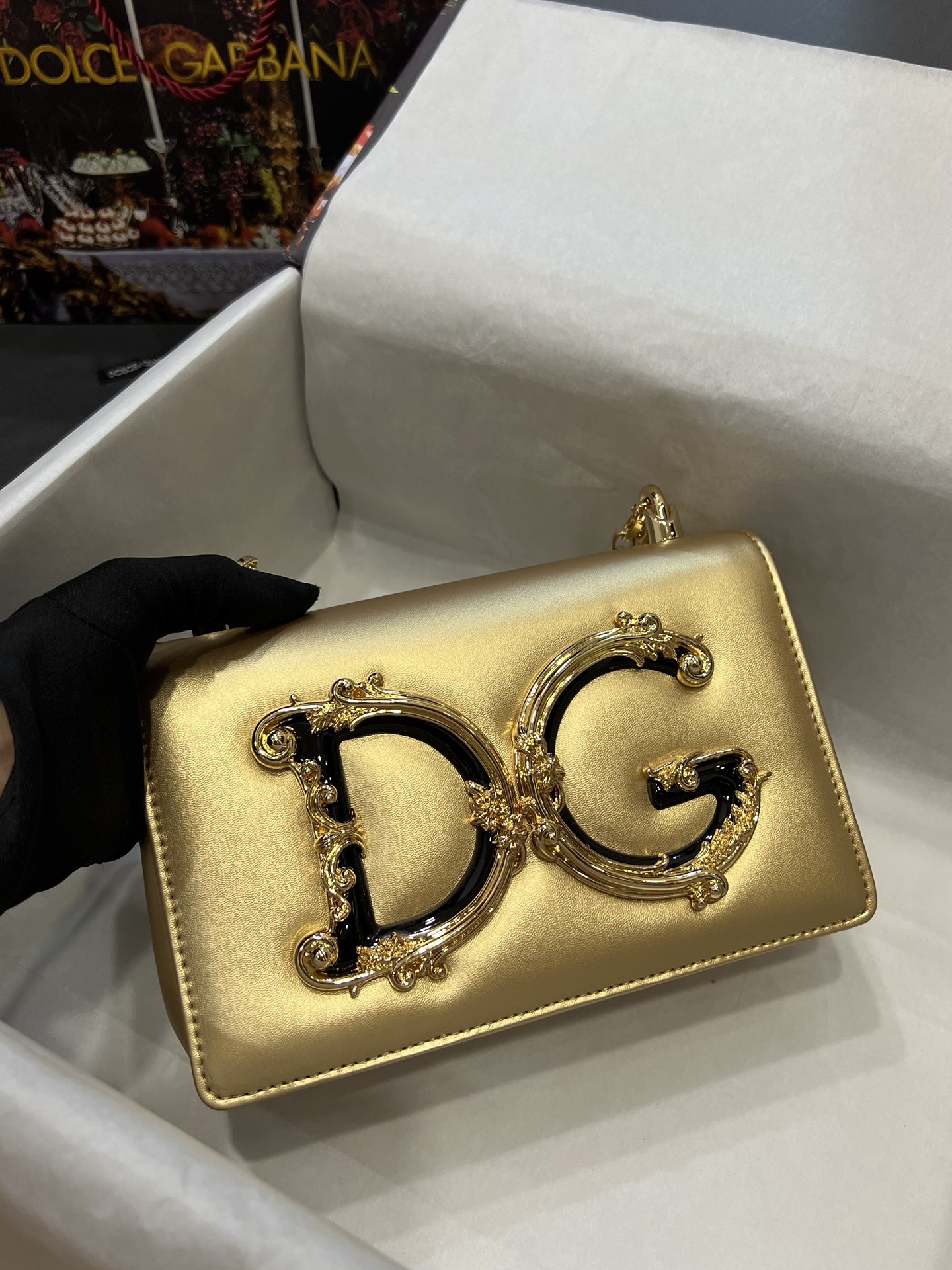 [TOP] Dolce & Gabbana D&G Polished Calfskin DG Girls Bag 21*4*15 - Golden