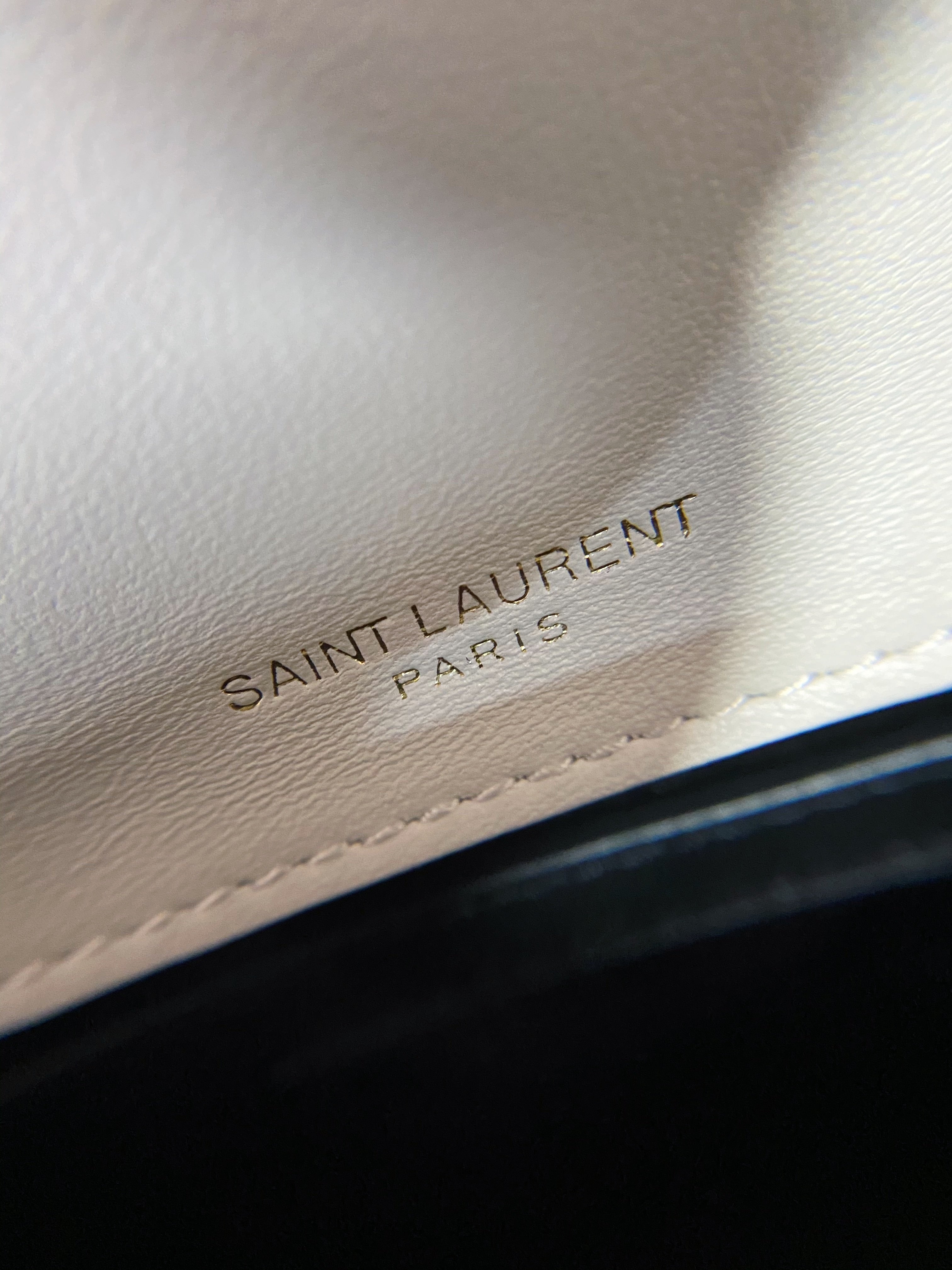 [TOP] Yves Saint Laurent YSL Nikki Small - OFF WHITE
