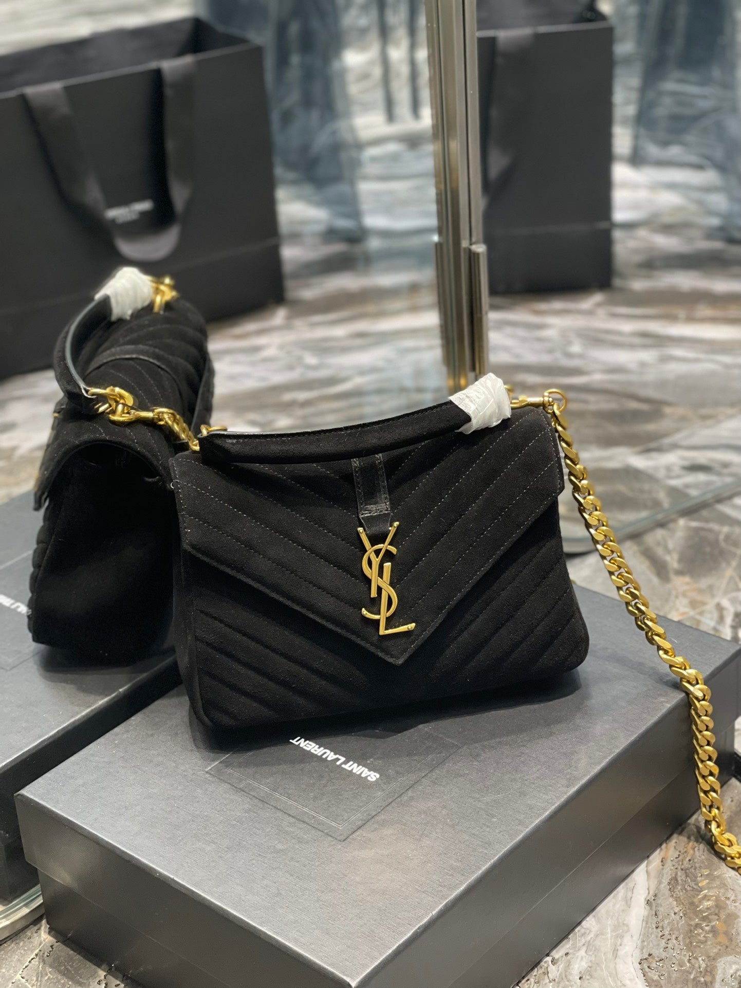[TOP] Yves Saint Laurent YSL College Suede Small Bag - Black