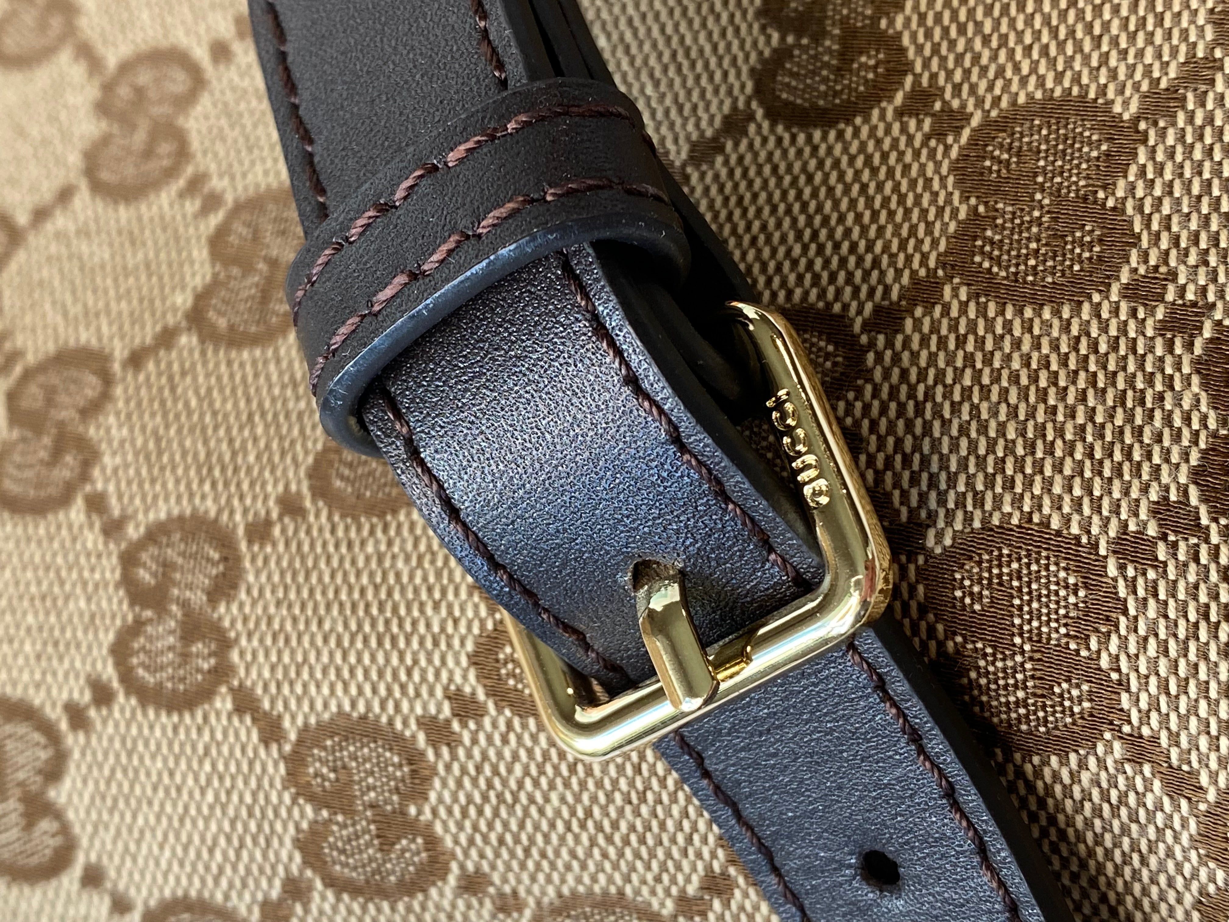 [TOP] GUCCI Canvas Web Messenger Bag