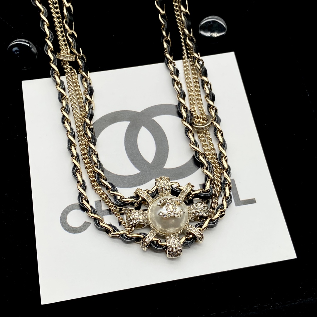 [TOP] CHANEL Choker Necklace