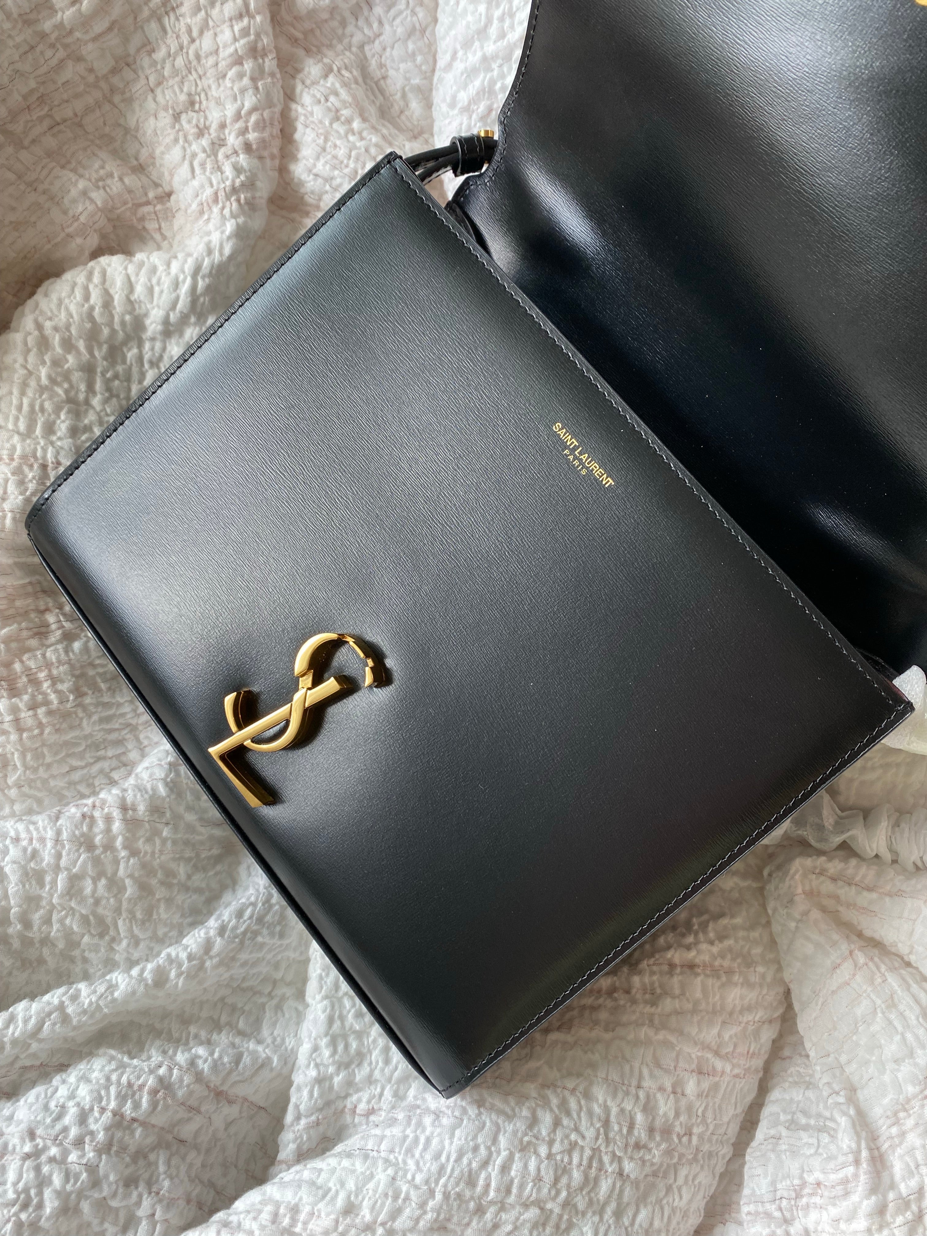 [TOP] Yves Saint Laurent YSL Cassandra Medium Bag - Black
