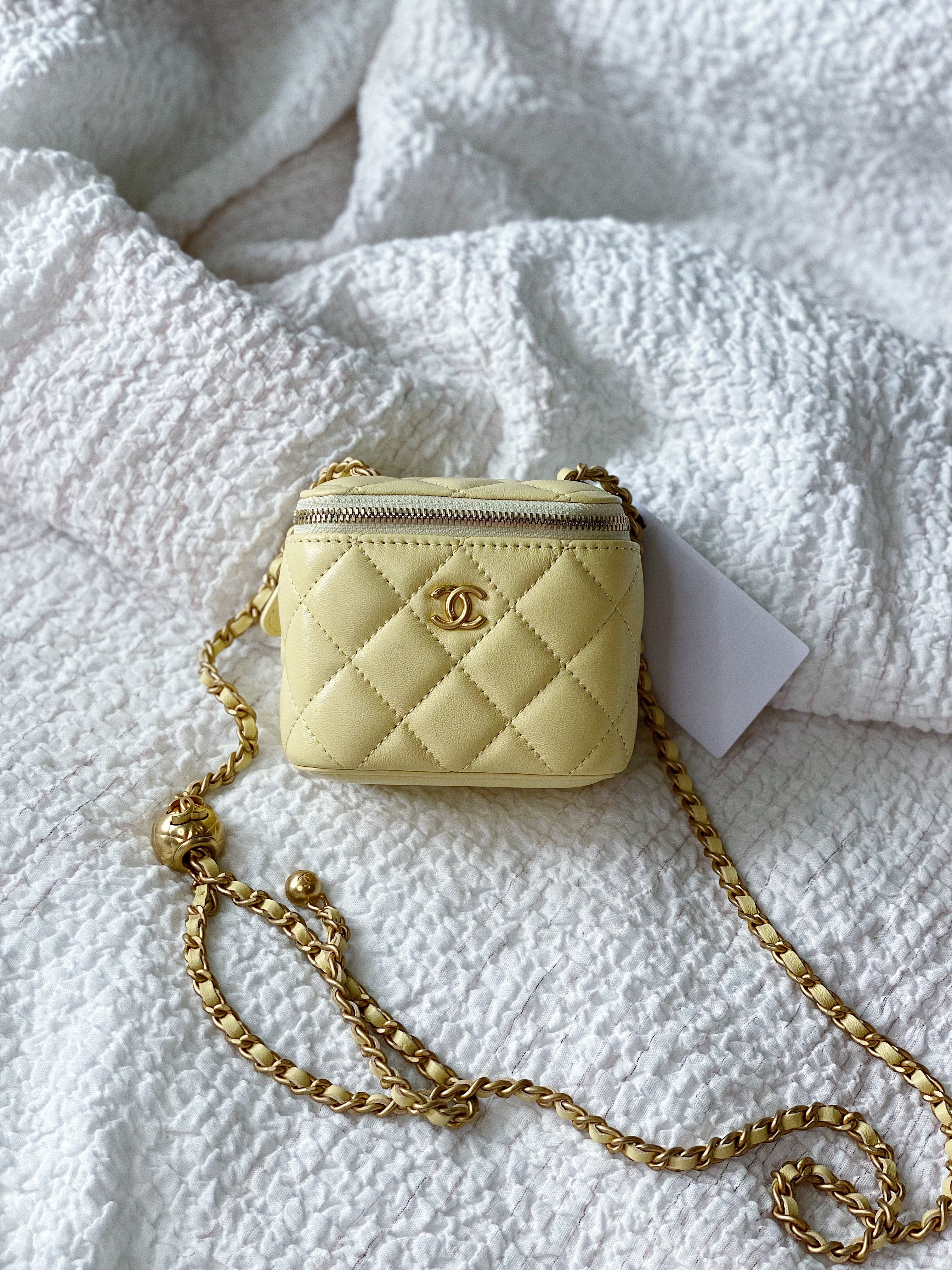 [TOP] CHANEL Vanity Case Perfect Fit Mini Adjustable Chain - Yellow