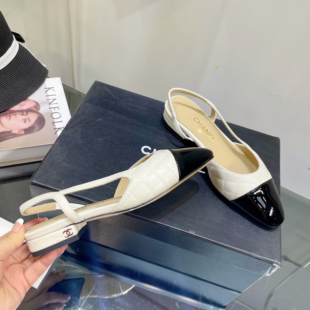 [TOP] CHANEL Two Tone Plaid Flats  - 4 Colours