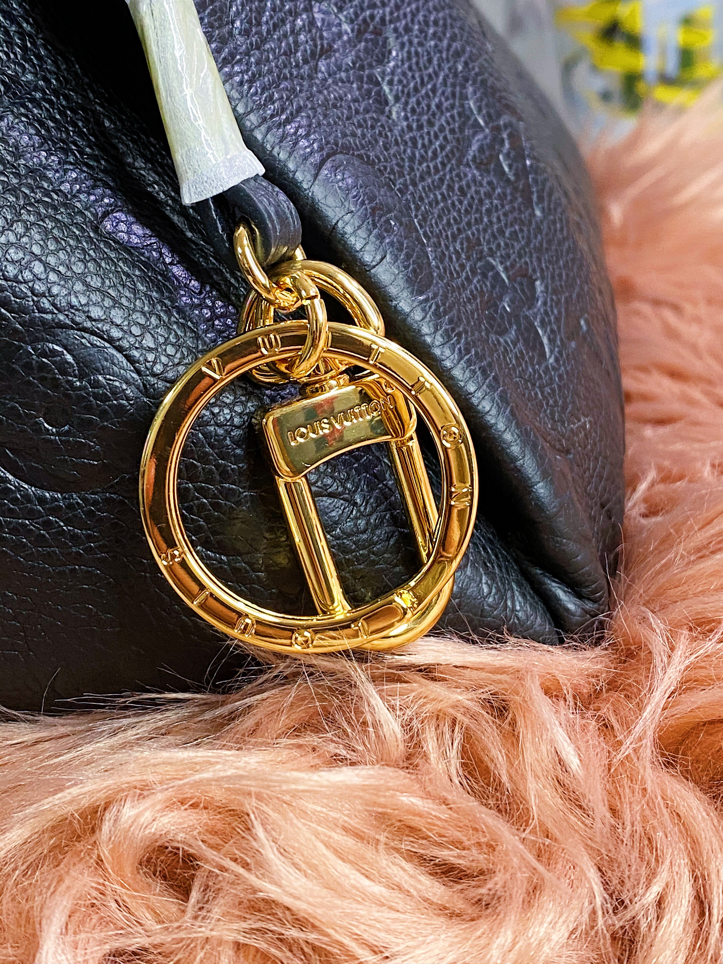 [TOP] Louis Vuitton LV £V Monogram Empreinte Noir Artsy MM 41 x 32 x 22 cm-Black