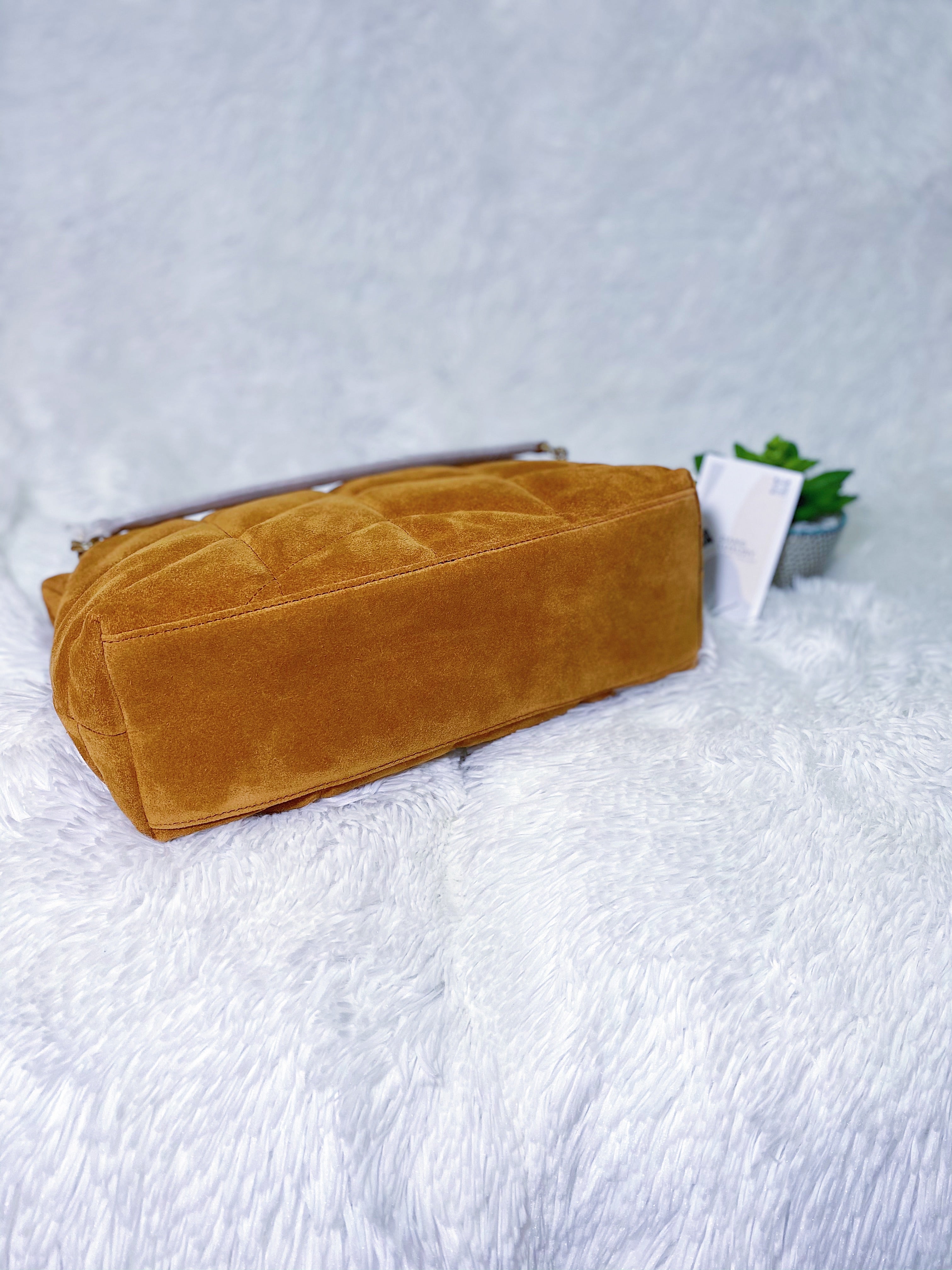 [TOP] Yves Saint Laurent YSL Loulou Puffer Small Suede - Tan