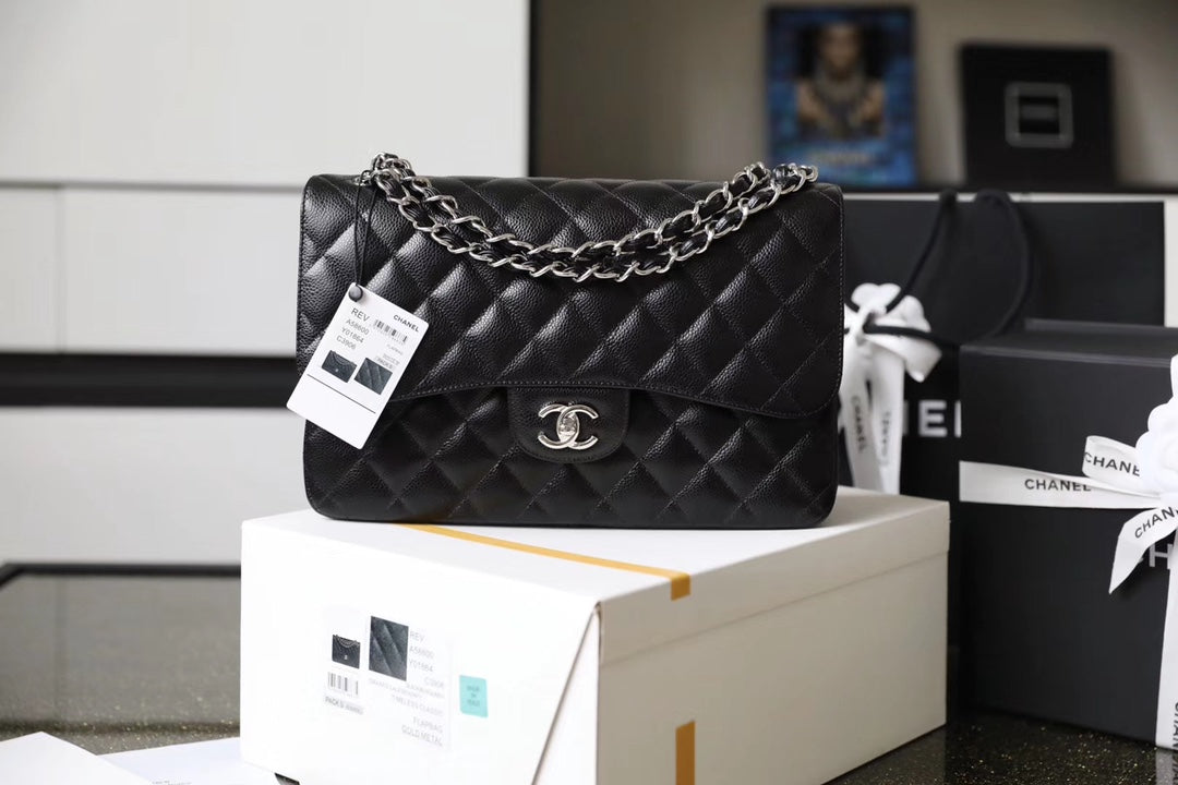 [TOP] CHANEL Classic Flap Bag Caviar Jumbo 30CM - Black & SHW