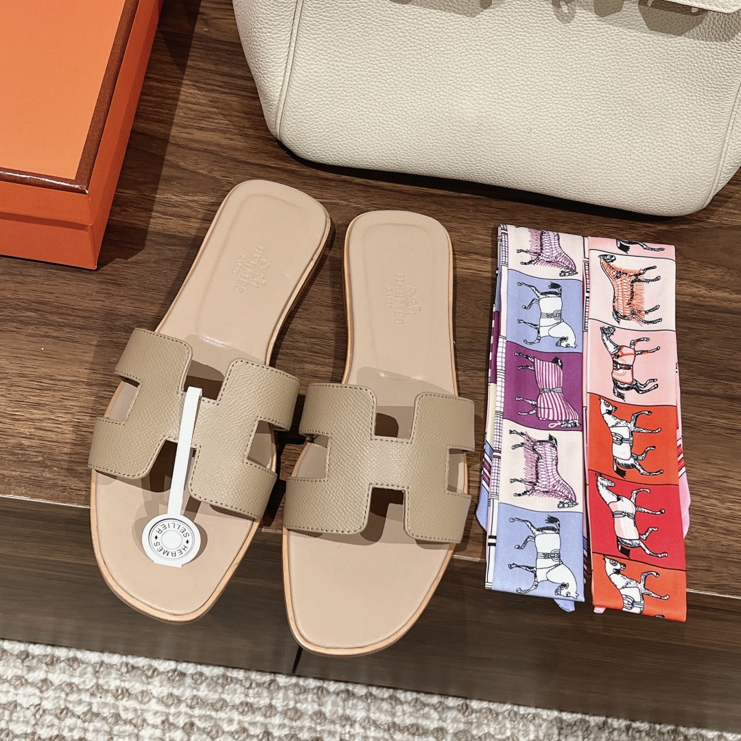 [TOP] HERMES Oran Sandals - 16 Color