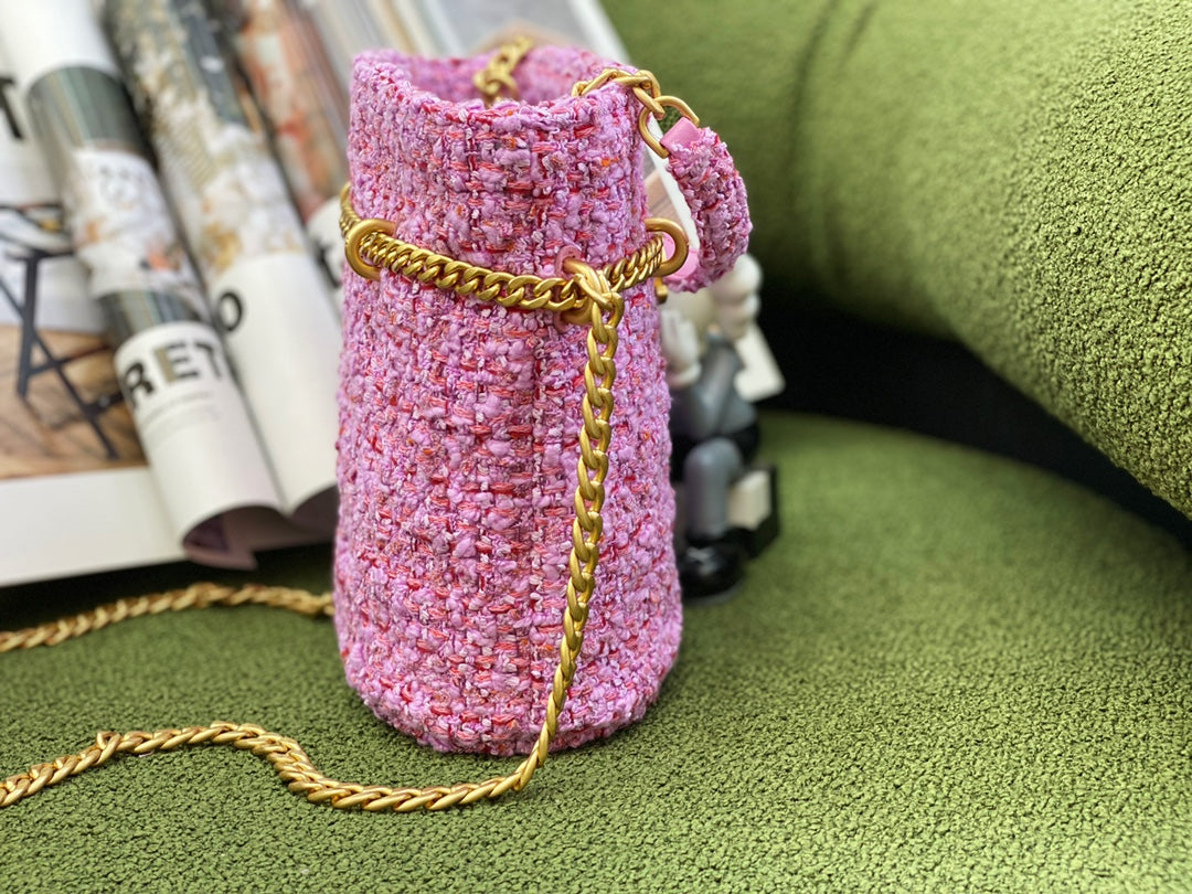 [TOP] CHANEL Bucket Tweed Bag  2022 - Purple