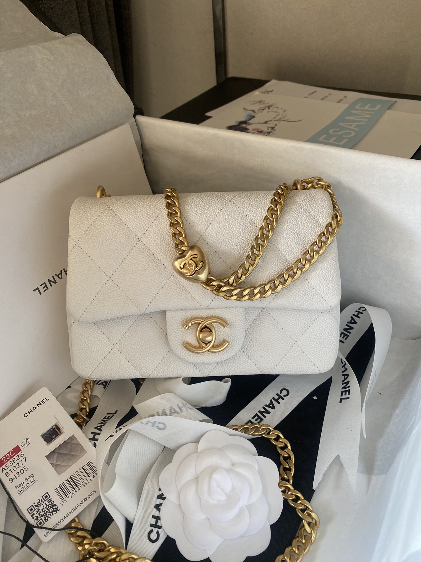 [TOP] CHANEL Classic Flap Bag 12X19x8cm/14X20x8cm/19X24x9cm - GHW - White