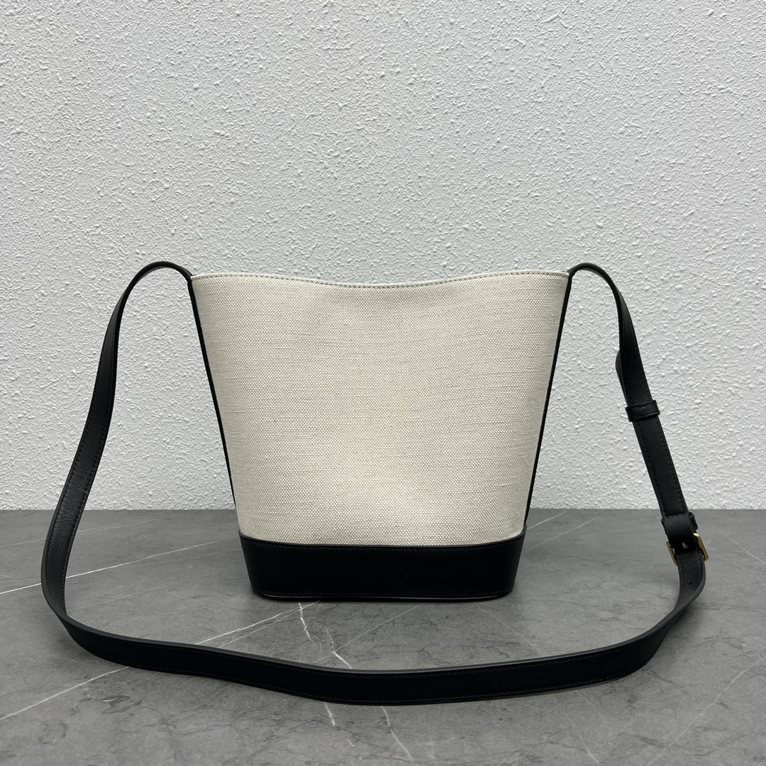 [TOP] CELINE Cuir Triomphe Bucket Bag 22×18×13 - Black/White