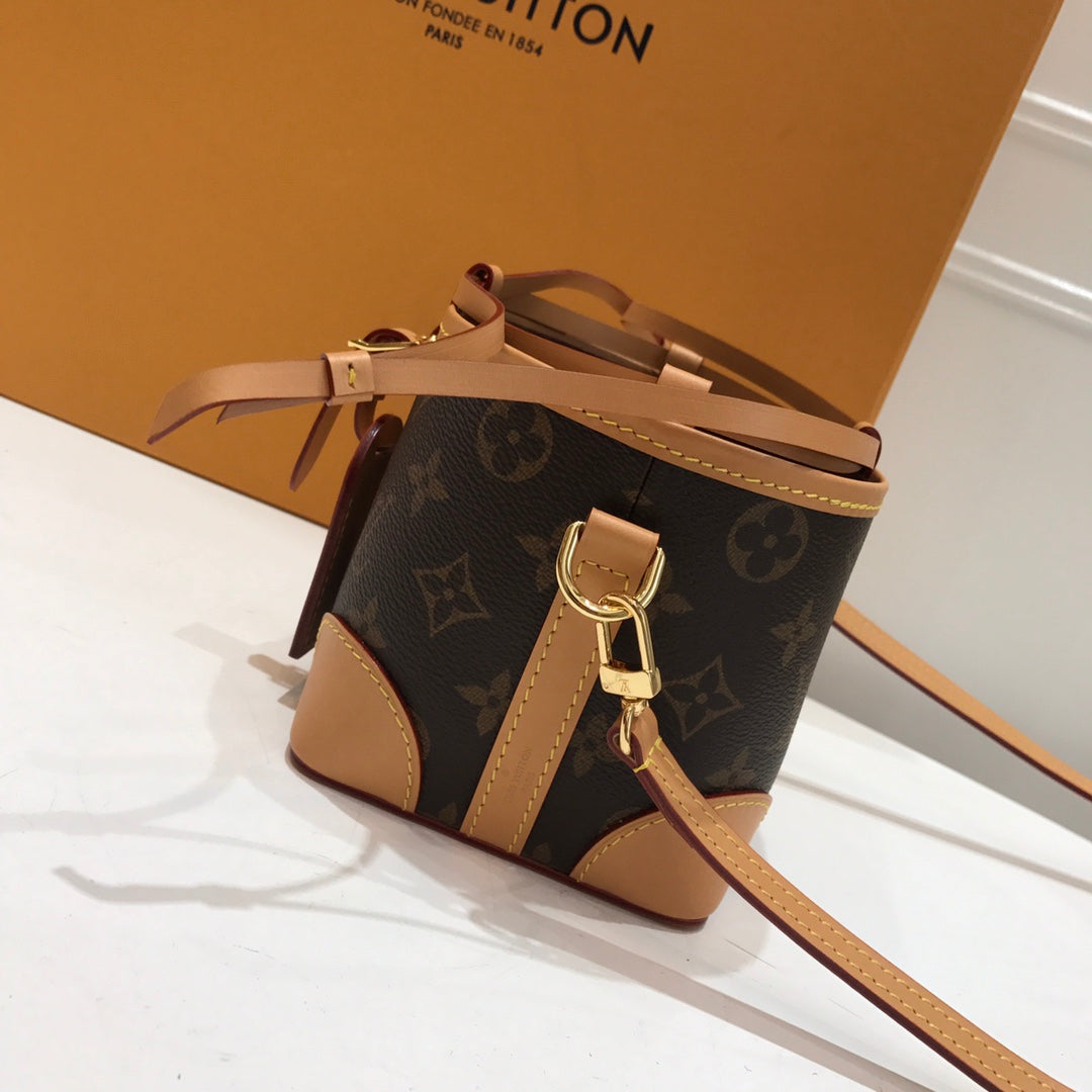 [TOP] Louis Vuitton LV  Noé Purse Monogram 11.5x12x11.5cm-Brown