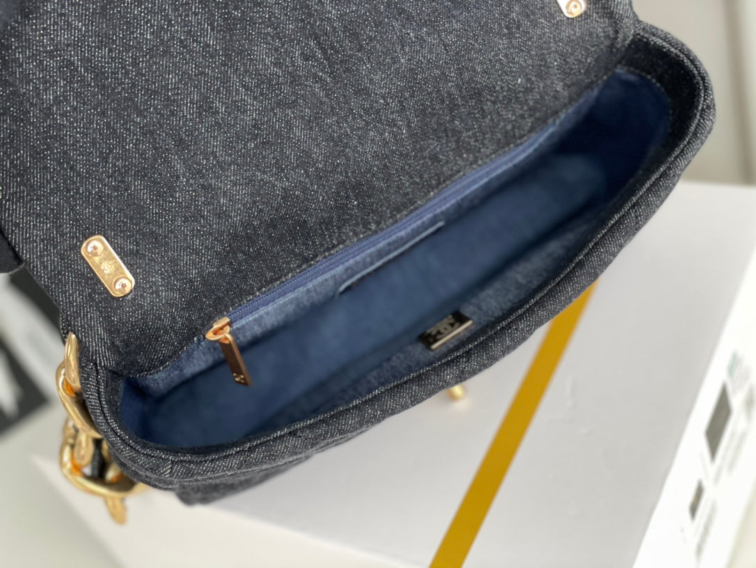 [TOP] CHANEL Classic Flap Bag 22S Denim FunkyTown Small 14.5*23*6CM - Black & GHW