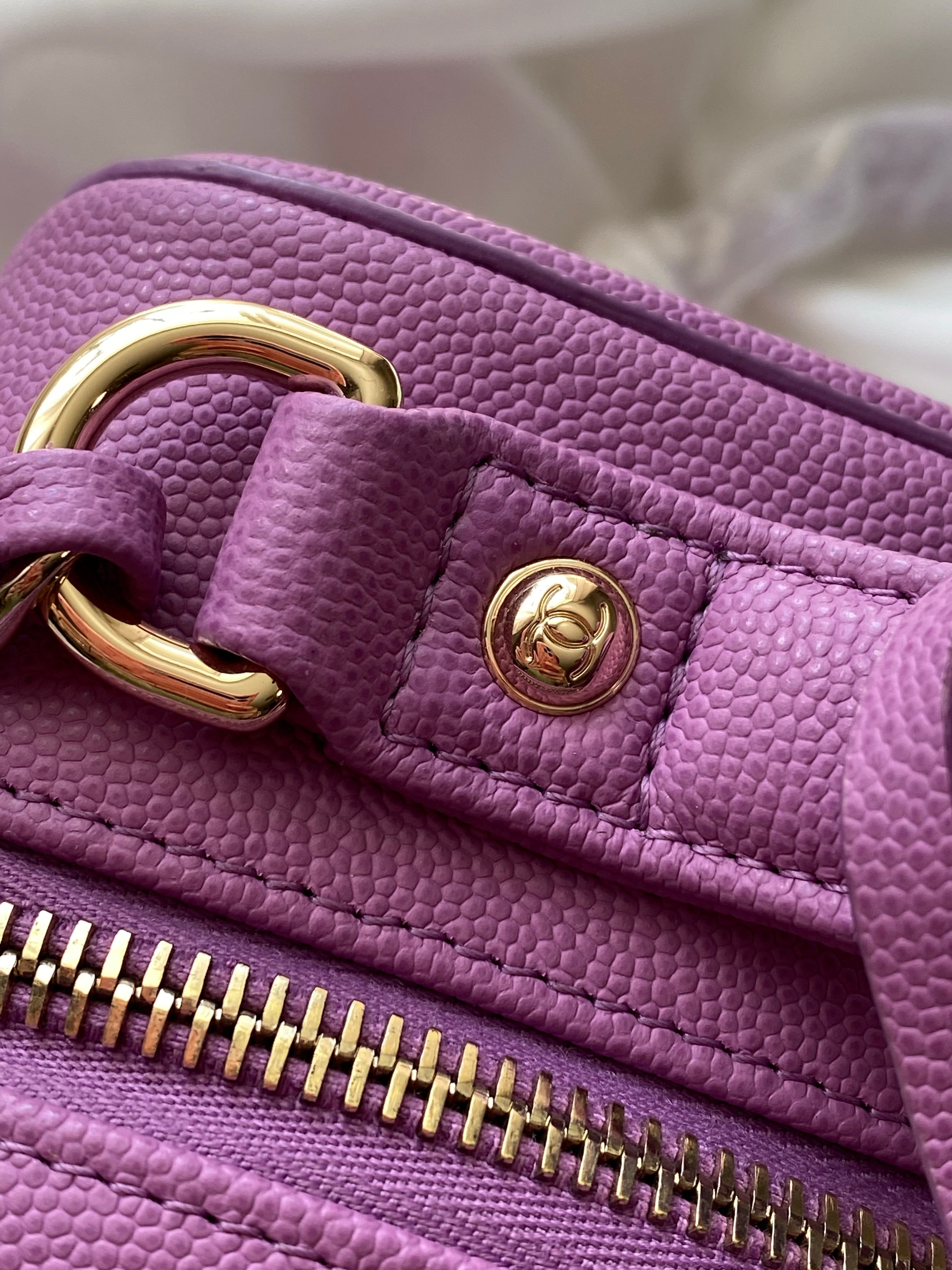 [TOP] CHANEL Vanity Case Caviar Quilted Medium - Purple