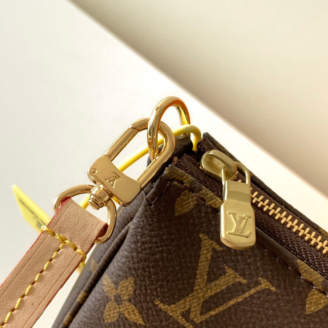 [TOP] Louis Vuitton LV LV Monogram Pochette Accessories 23.5x13.5x4cm-Brown