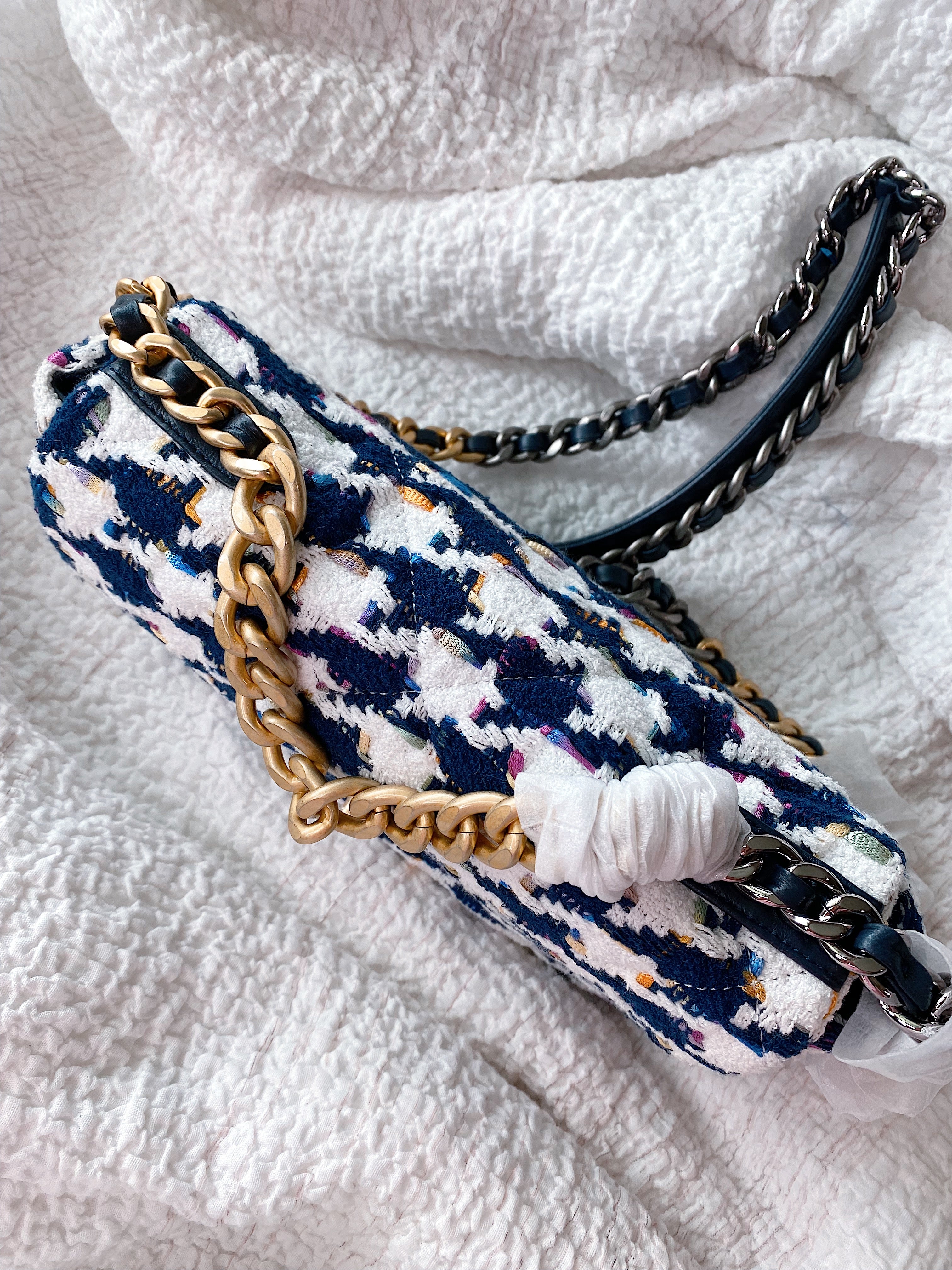 [TOP] CHANEL 19 Bag Small 26cm Houndstooth