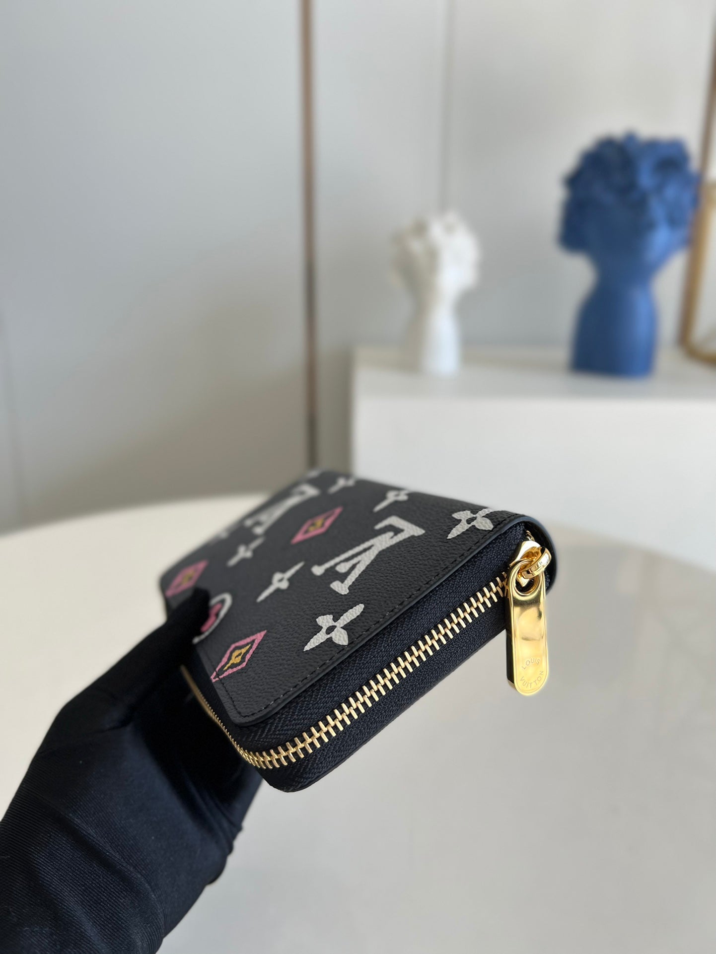 [TOP] Louis Vuitton LV L*V Wild At Heart Zippy Wallet