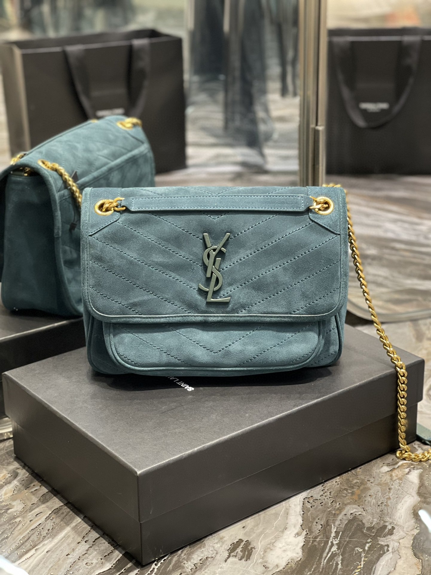 [TOP] Yves Saint Laurent YSL Niki Medium Suede Bag - Teal