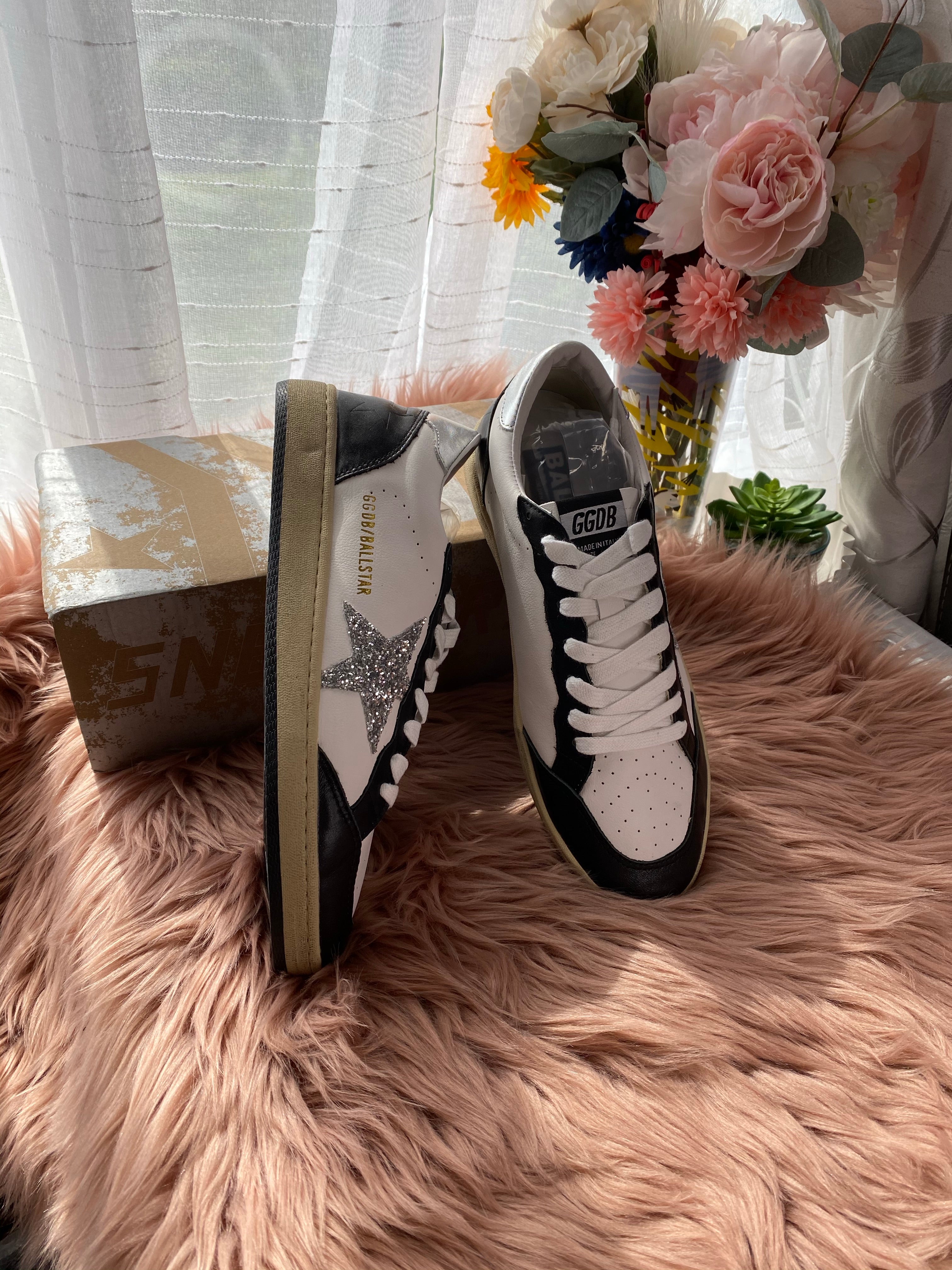 [TOP] GGDB Ball Star Glittery Star - Black and Silver Star