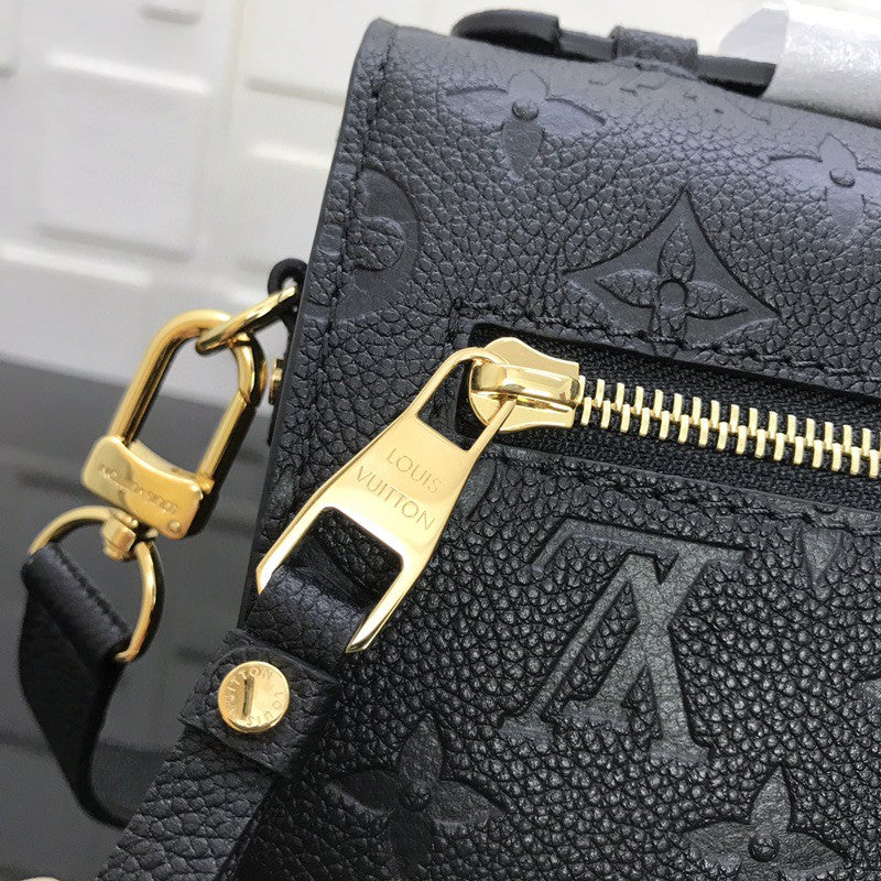 [TOP] Louis Vuitton LV Metis Pochette Empreinte 25X19X7cm- Black